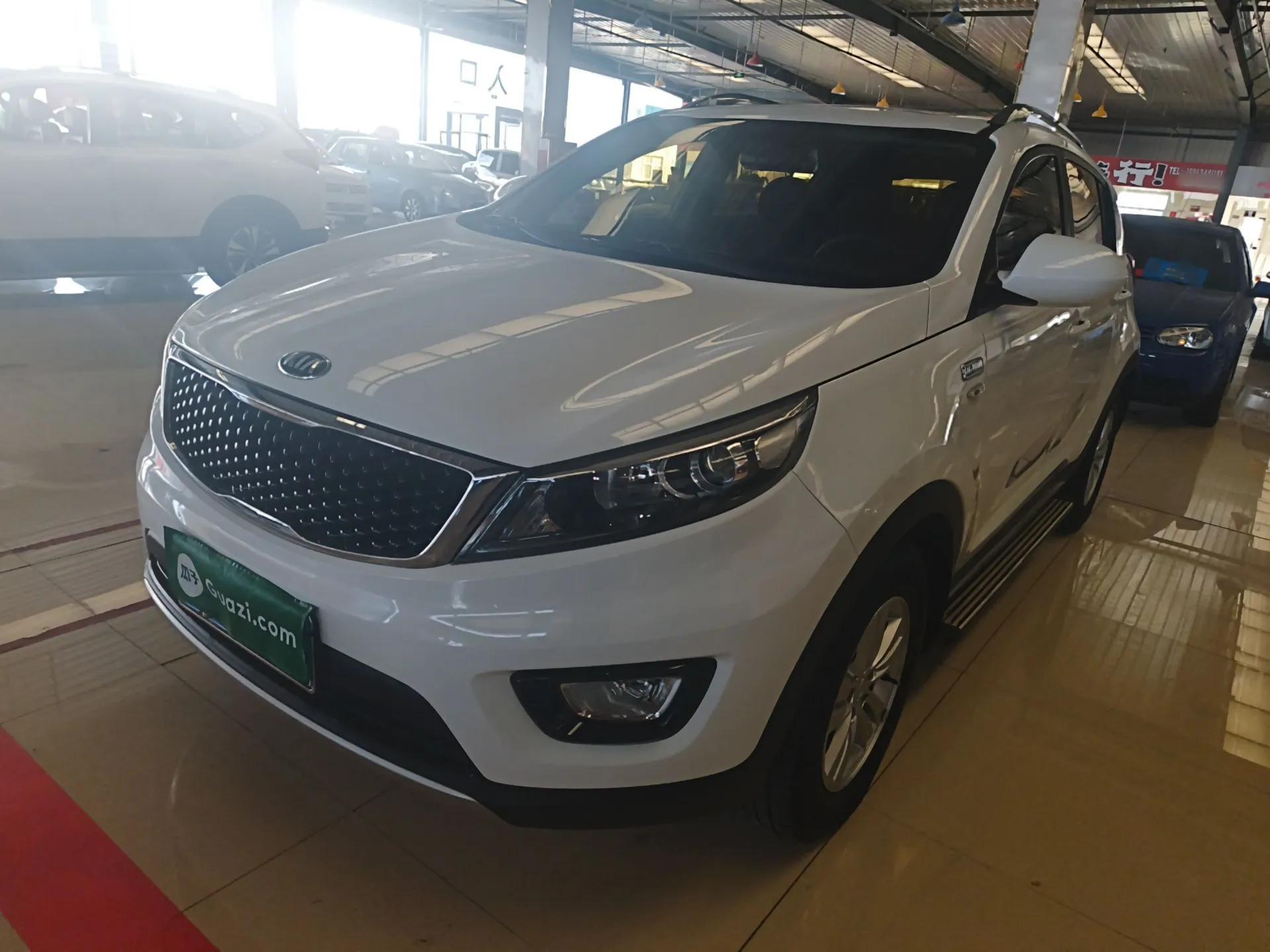 Kia Sportage R 2016 2.0L Automatic Two-Wheel Drive GL — миниатюра 1