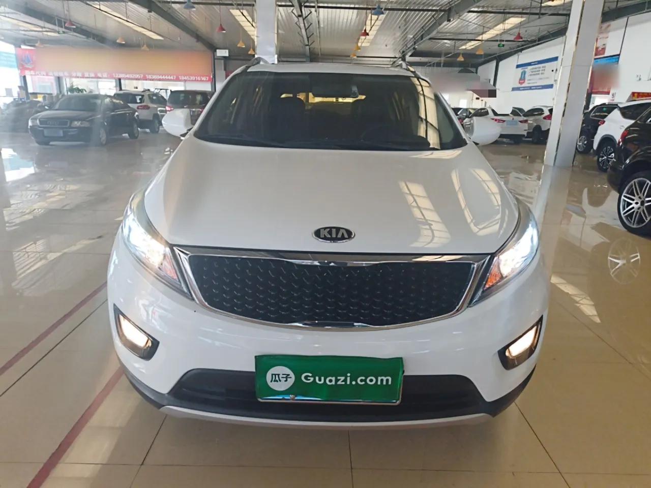 Kia Sportage R 2016 2.0L Automatic Two-Wheel Drive GL — миниатюра 2