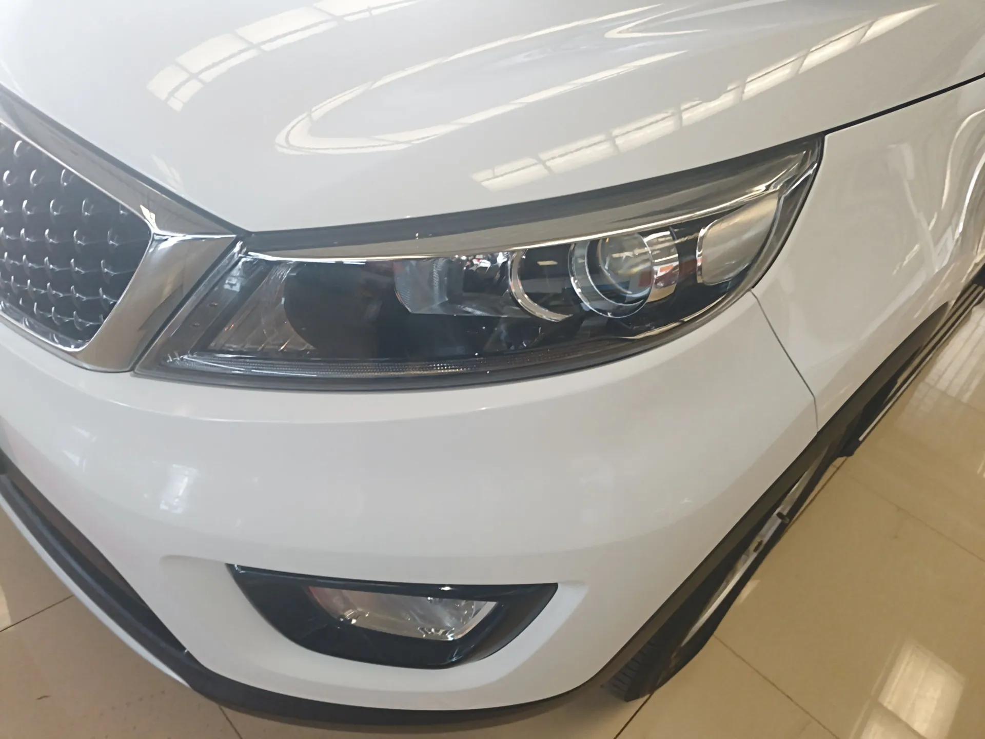 Kia Sportage R 2016 2.0L Automatic Two-Wheel Drive GL — миниатюра 5