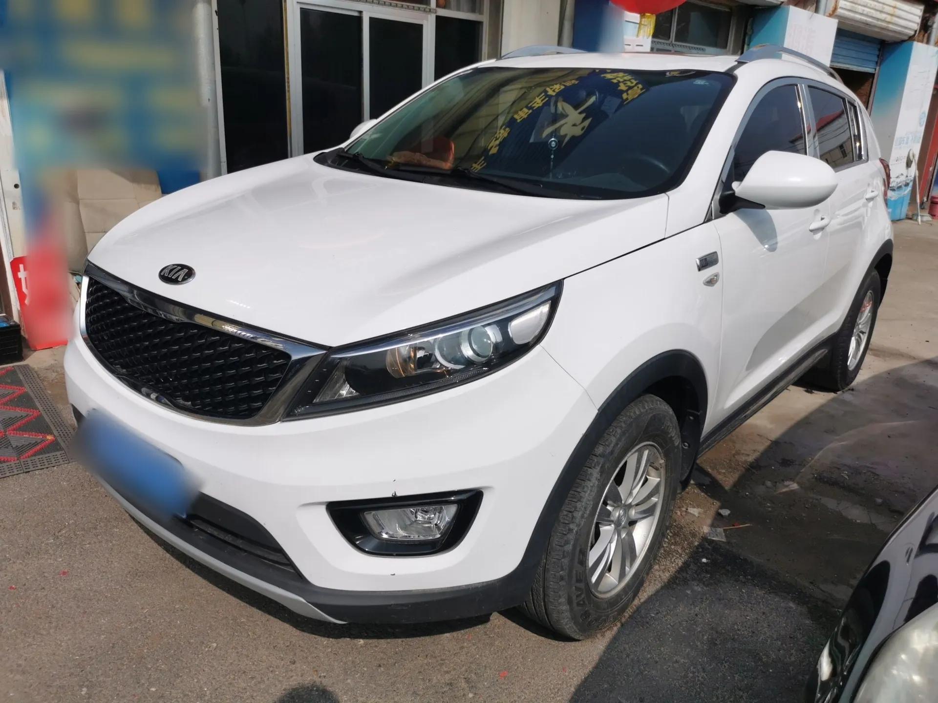 Kia Sportage R 2015 2.0L Automatic Two-Wheel Drive GL — миниатюра 1
