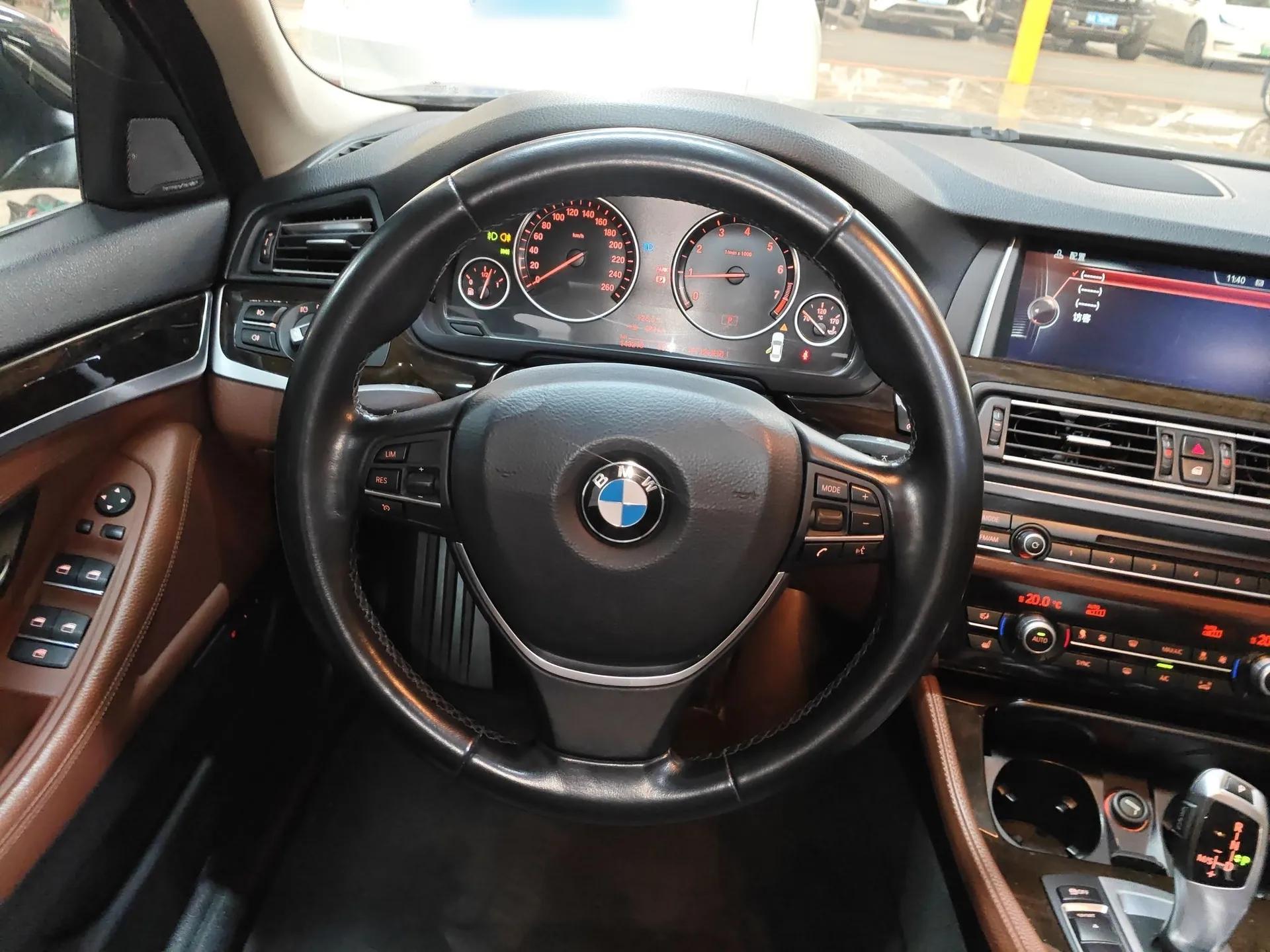 BMW 5 Series 2014 528Li Leading Model — миниатюра 13
