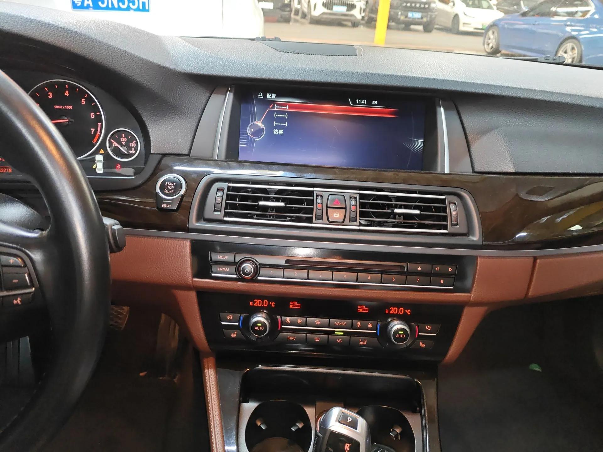BMW 5 Series 2014 528Li Leading Model — миниатюра 15