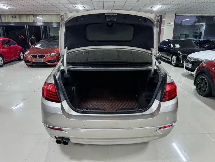 BMW 5 Series 2014 525Li Luxury Design Package — миниатюра 32