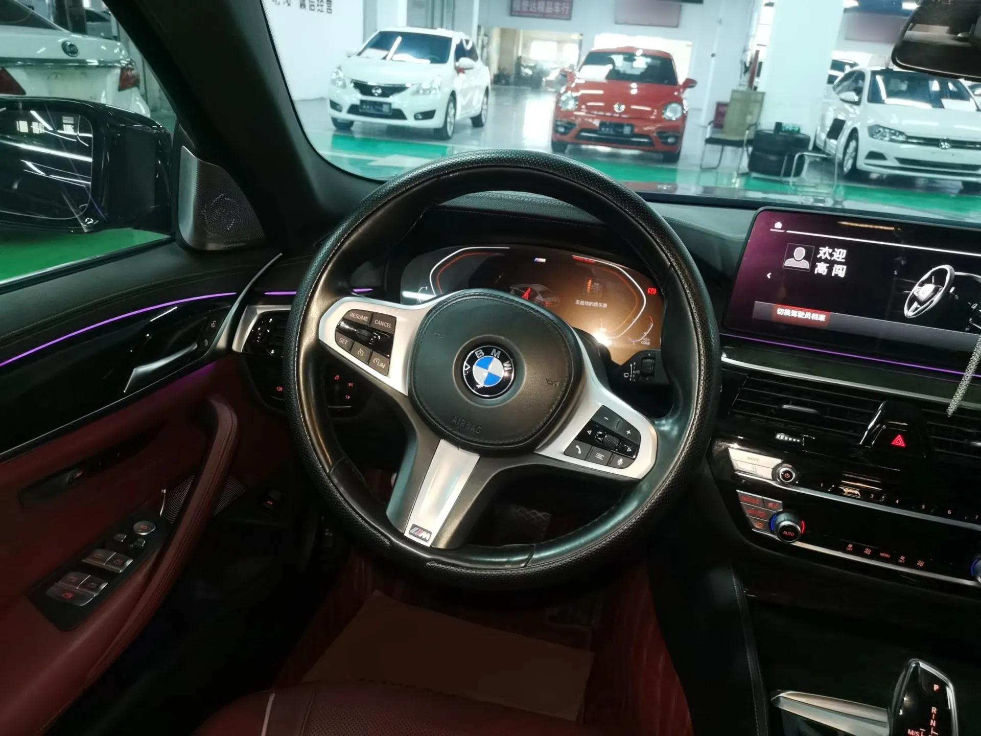 BMW 5 Series 2021 525Li M Sport Package — миниатюра 14