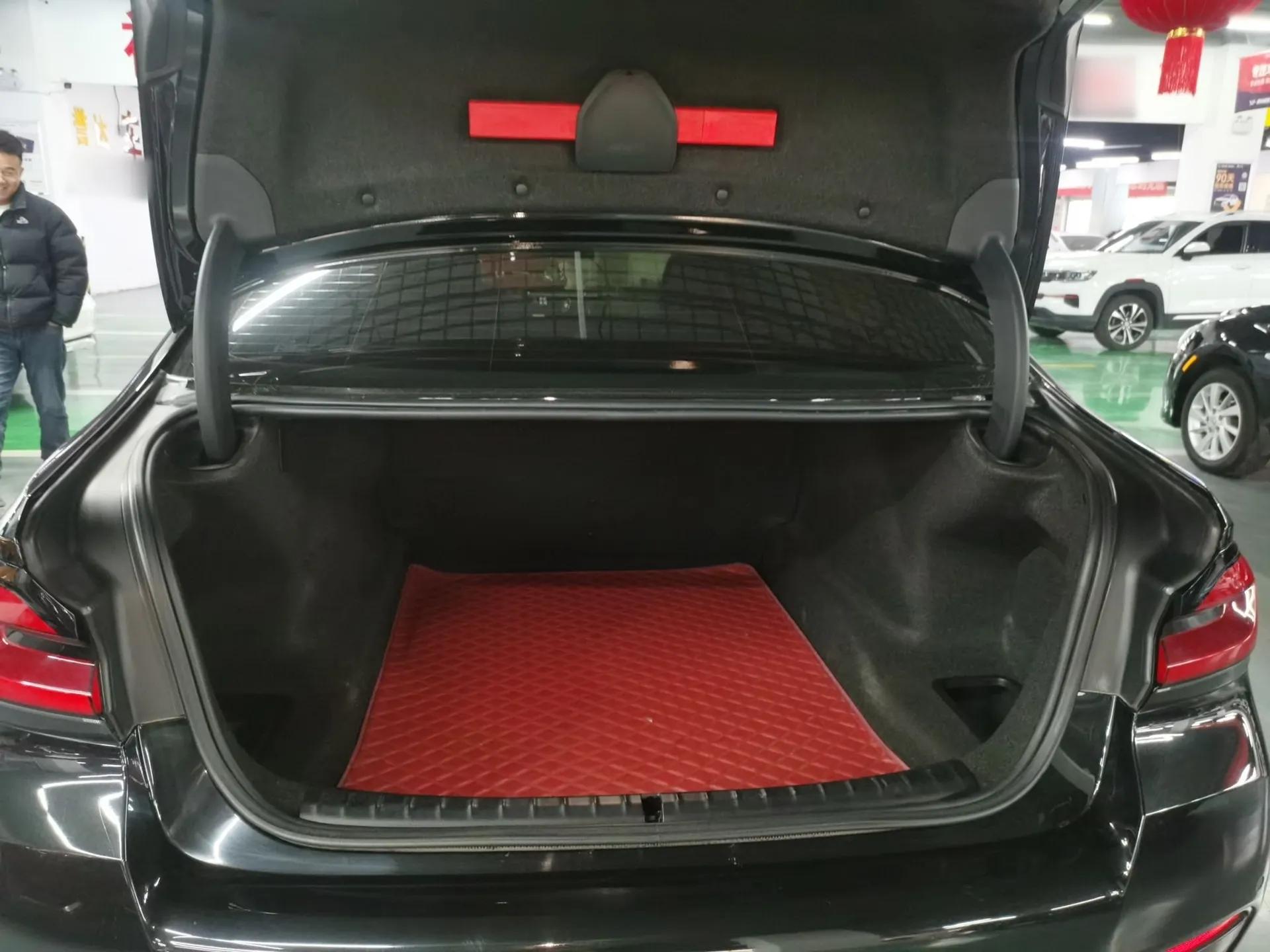 BMW 5 Series 2021 525Li M Sport Package — миниатюра 22
