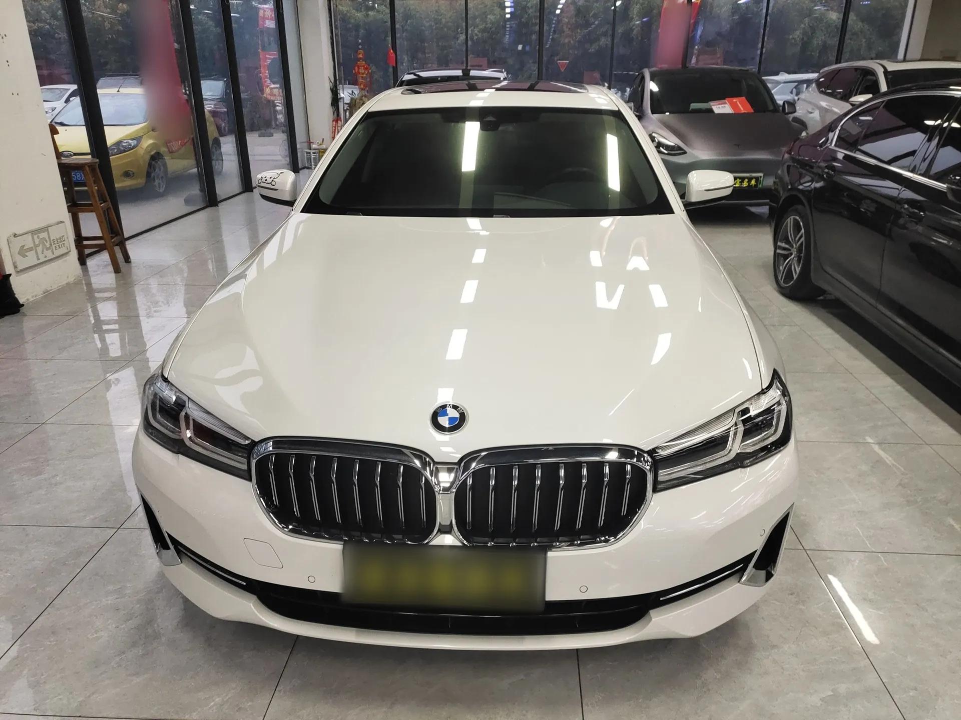 BMW 5 Series 2023 530Li Leading Edition Luxury Package — миниатюра 2