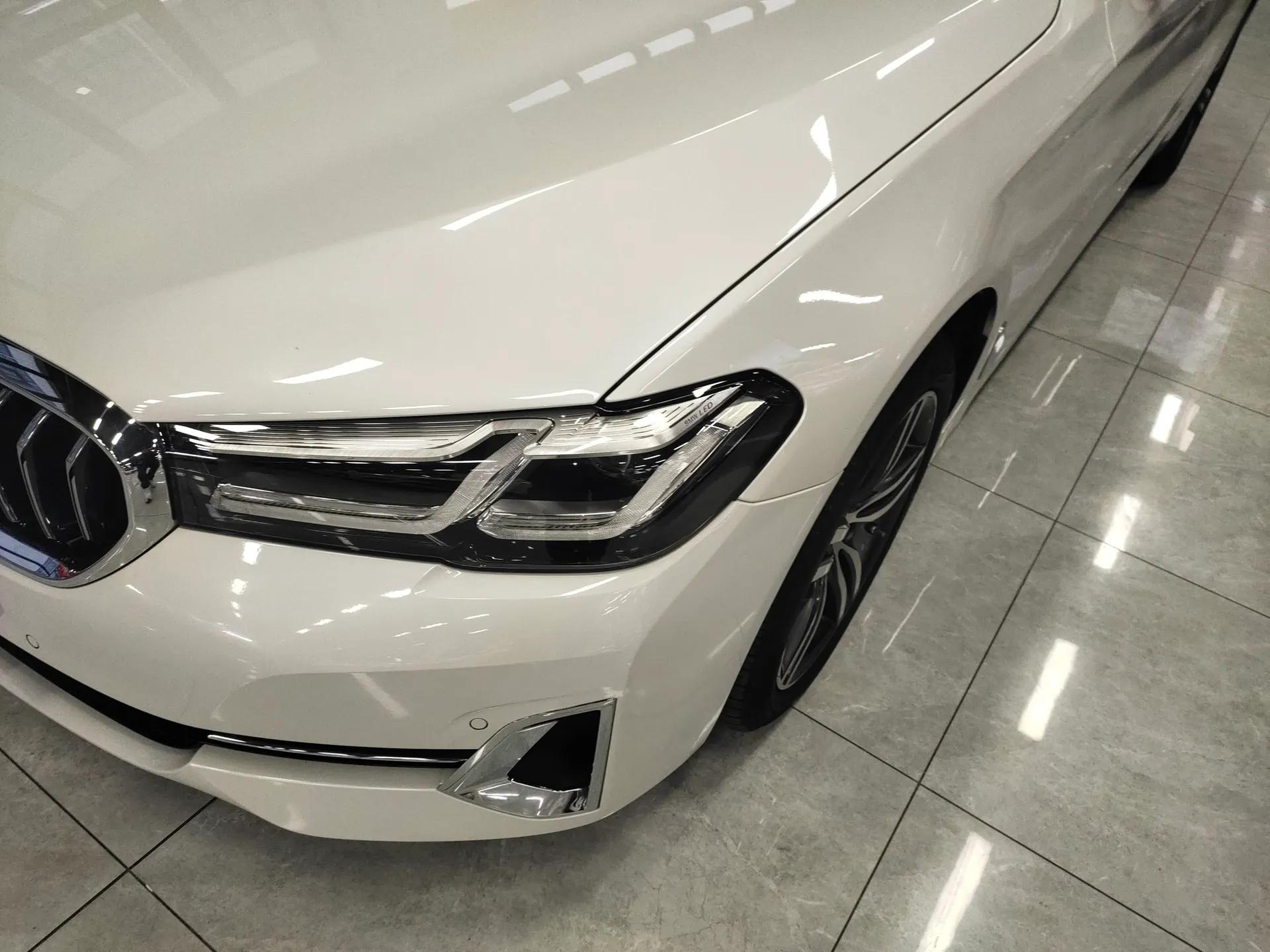 BMW 5 Series 2023 530Li Leading Edition Luxury Package — миниатюра 9