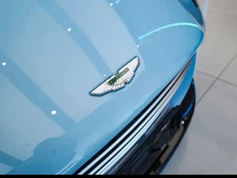 Aston Martin DB11 2020 4.0T V8 Coupe — миниатюра 4