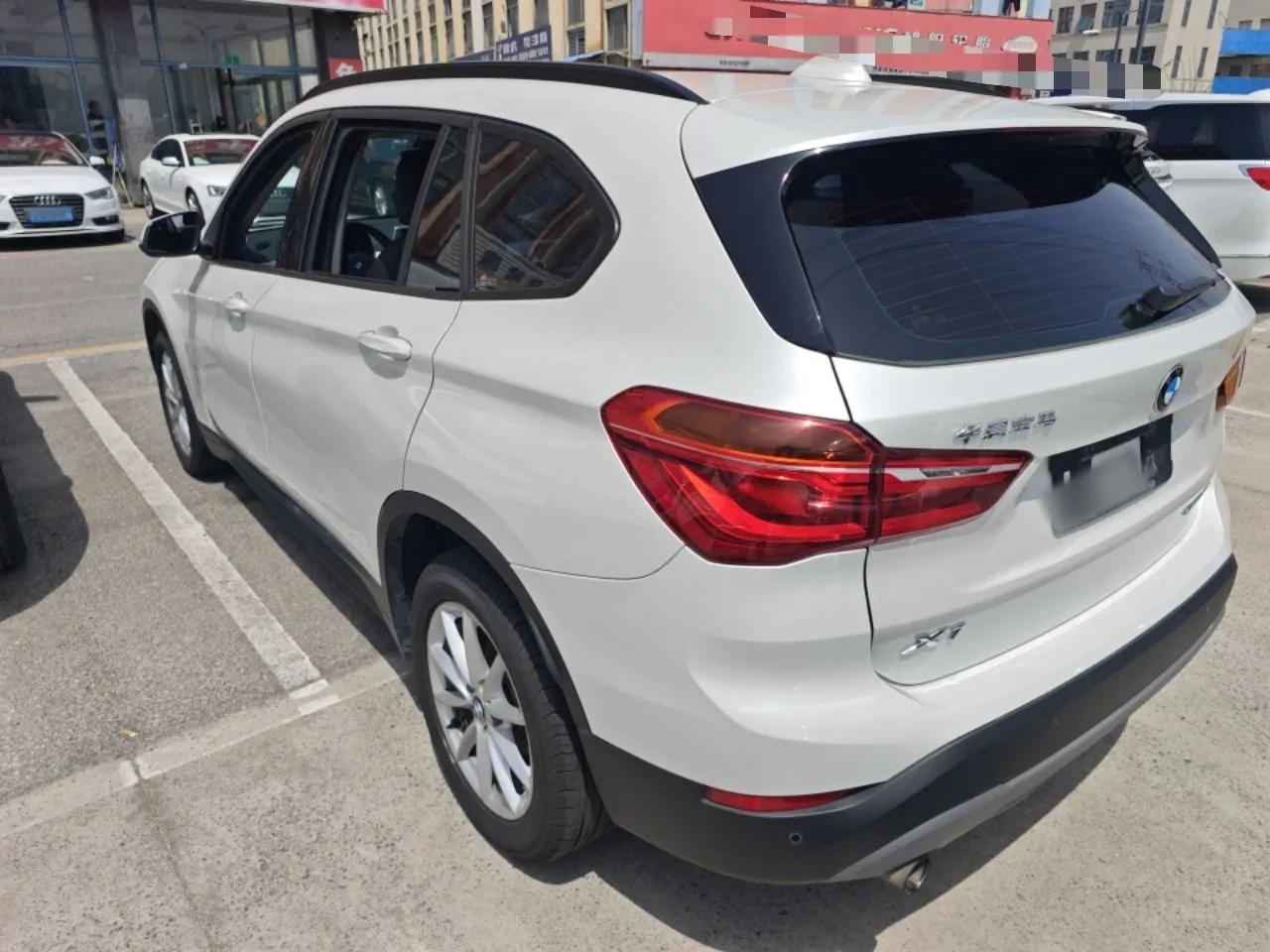 BMW X1 2019 sDrive18Li Fashion Model — миниатюра 4