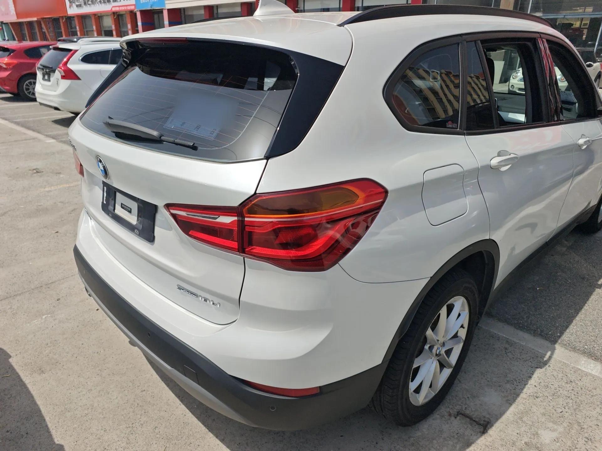 BMW X1 2019 sDrive18Li Fashion Model — миниатюра 6
