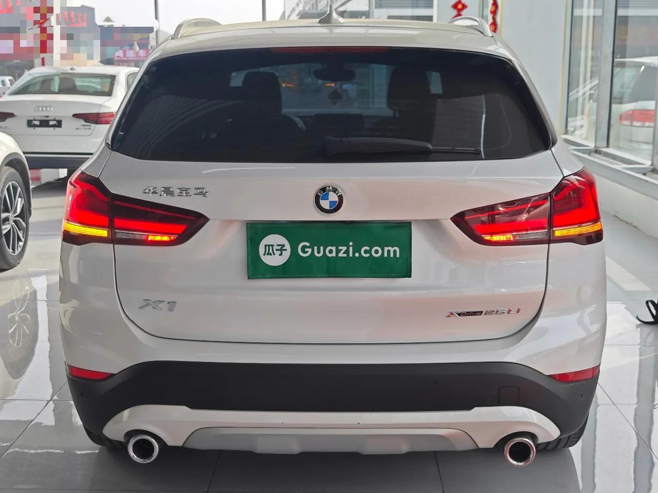BMW X1 2022 xDrive25Li Luxury Model — миниатюра 3