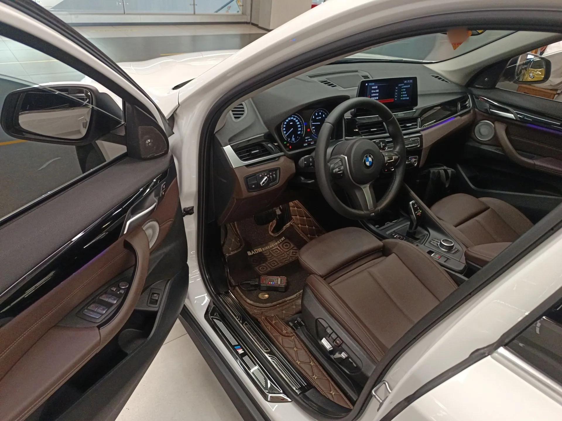 BMW X1 2021 Restyled sDrive25Li Leading Edition — миниатюра 19
