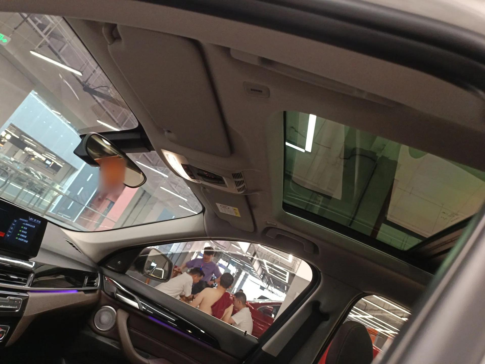 BMW X1 2021 Restyled sDrive25Li Leading Edition — миниатюра 21