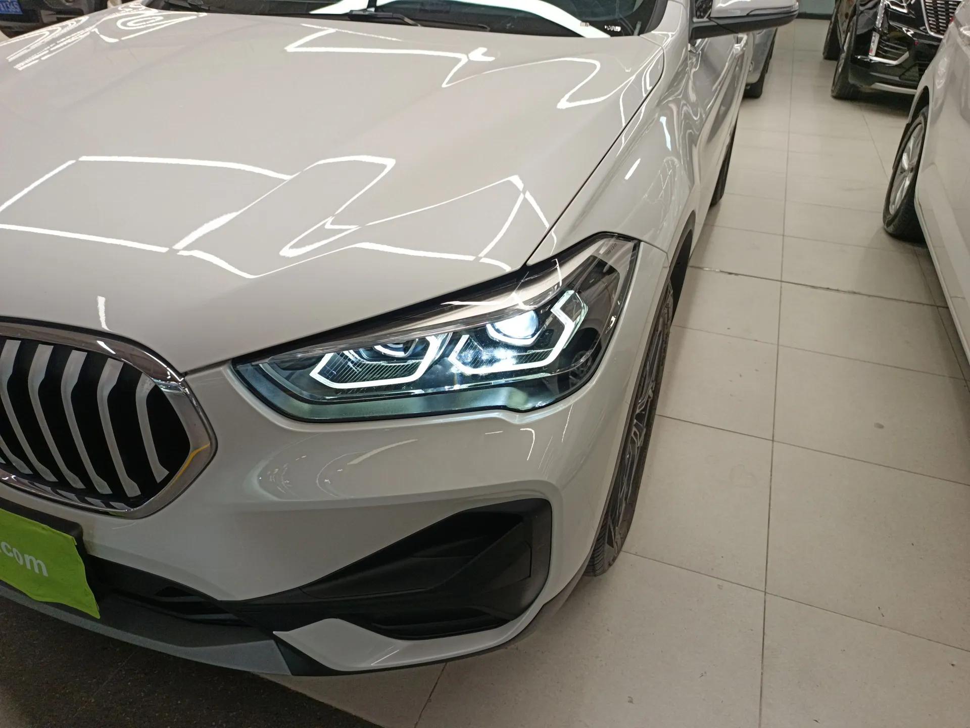 BMW X1 2021 Restyled sDrive25Li Leading Edition — миниатюра 9
