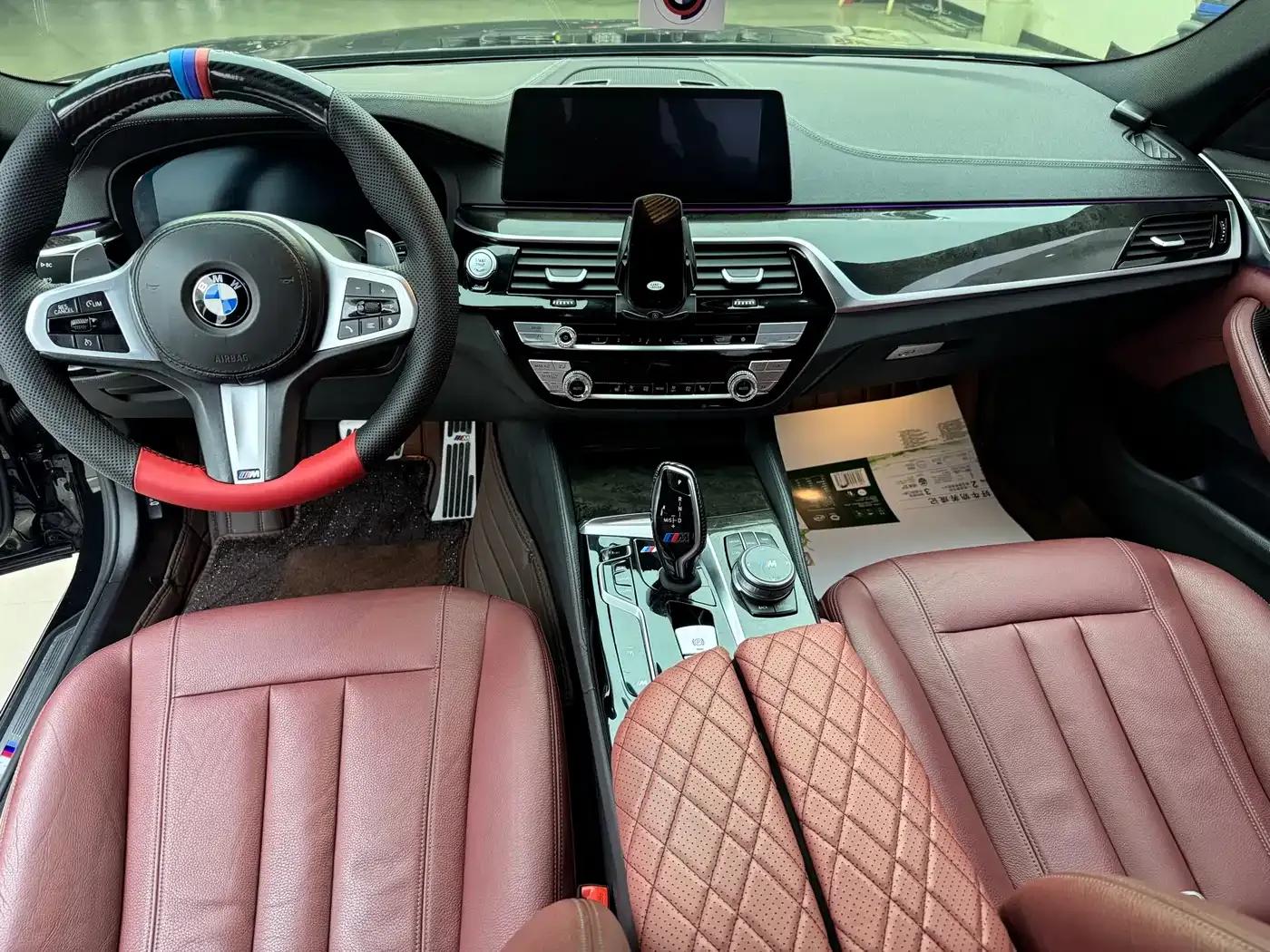 2020 BMW 5 Series 530Li xDrive M Sport Package — миниатюра 6