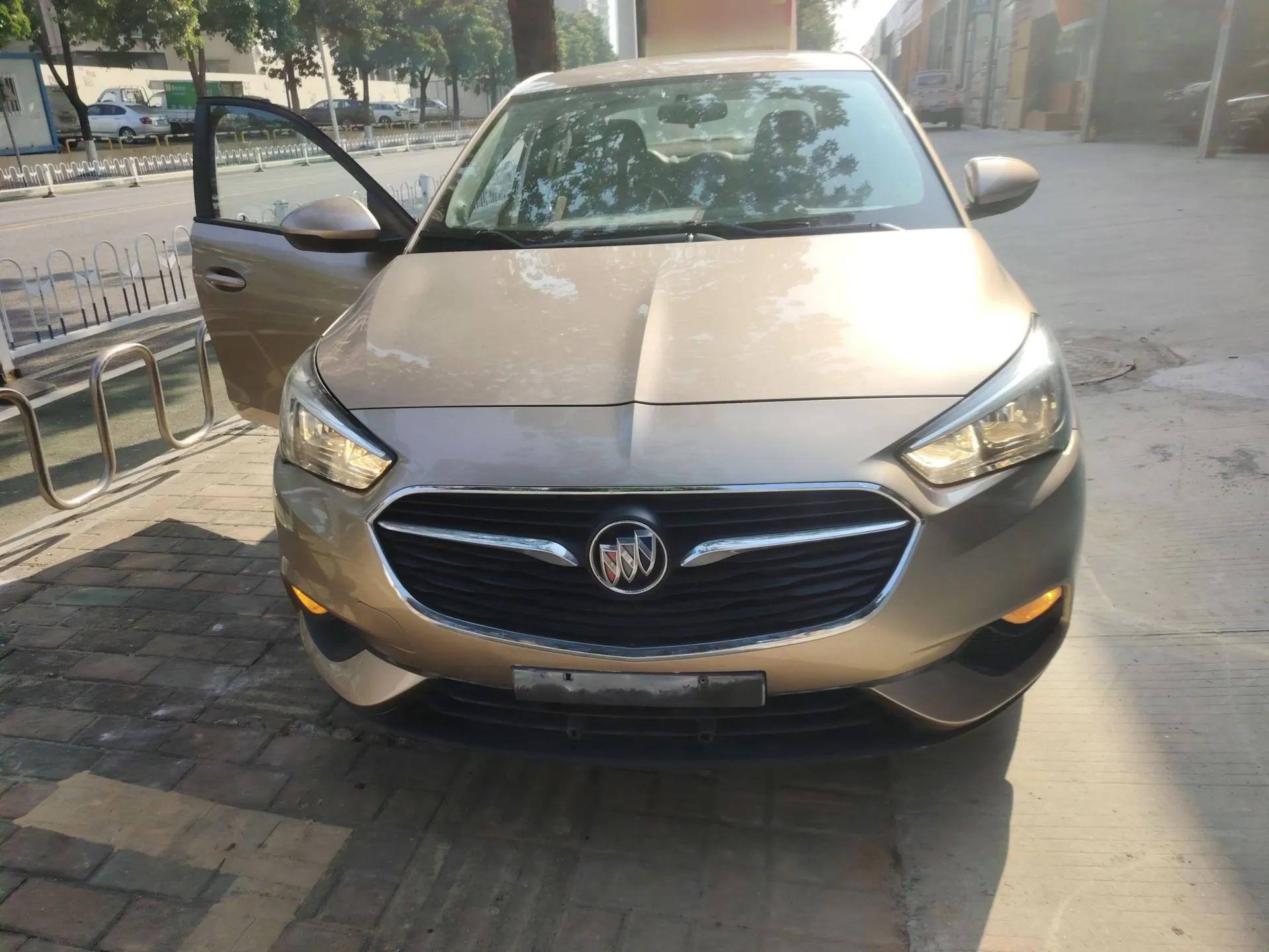 Buick Excelle 2018 15N CVT Elite Edition — миниатюра 3
