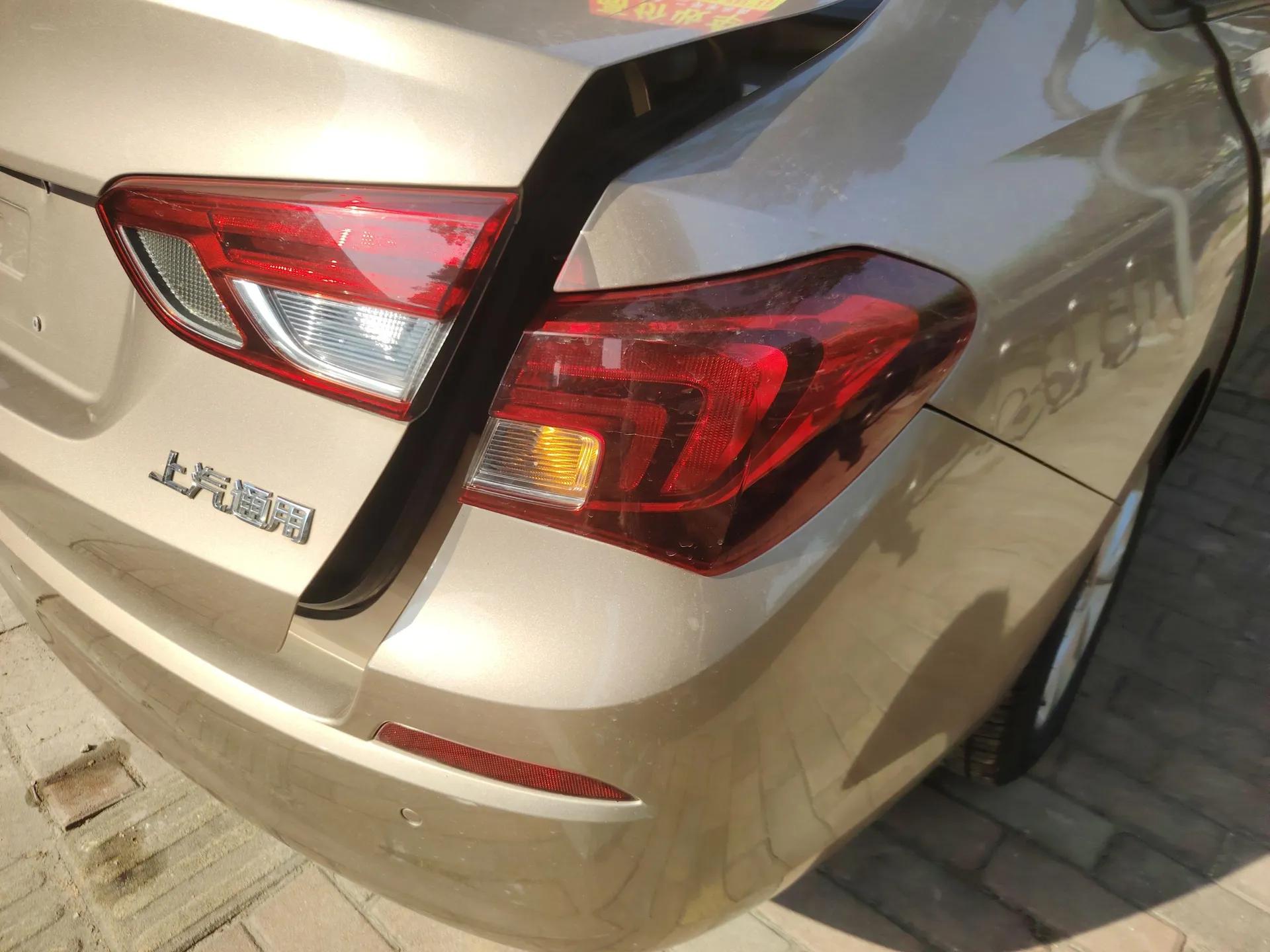 Buick Excelle 2018 15N CVT Elite Edition — миниатюра 8