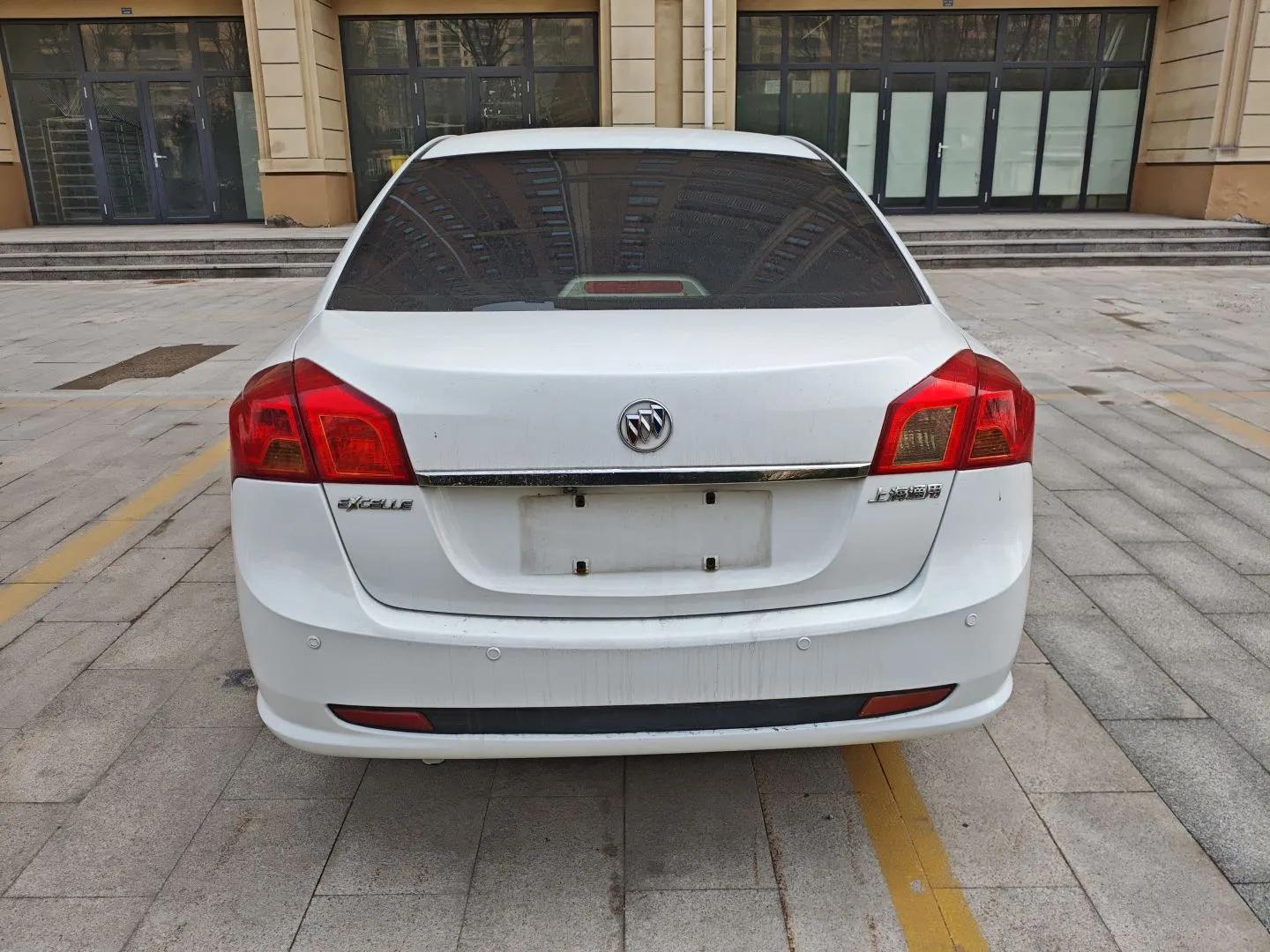 Buick Excelle 2015 1.5L Automatic Classic Model — миниатюра 3