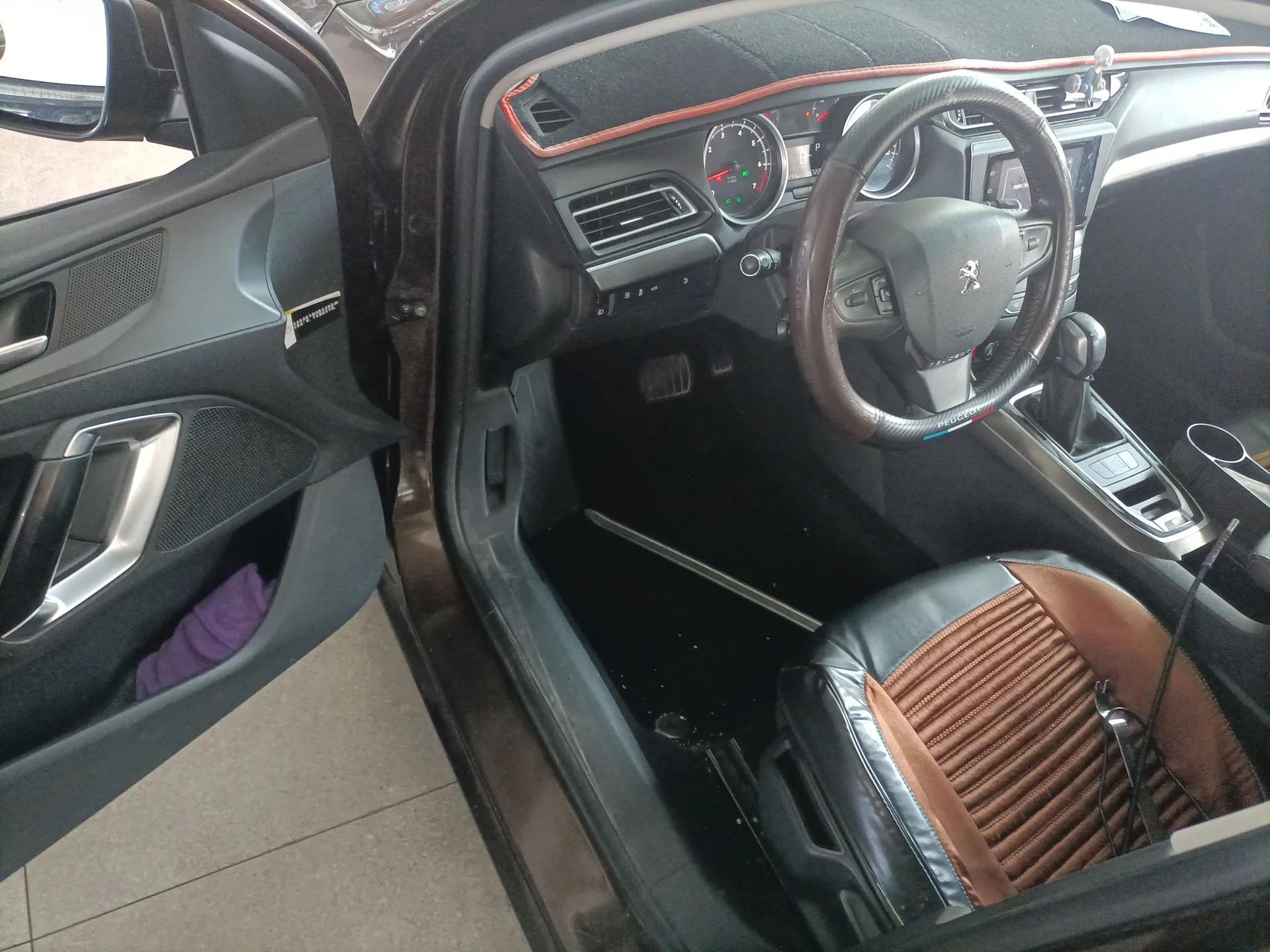 Peugeot 408 2014 1.8L Automatic Luxury Edition — миниатюра 19