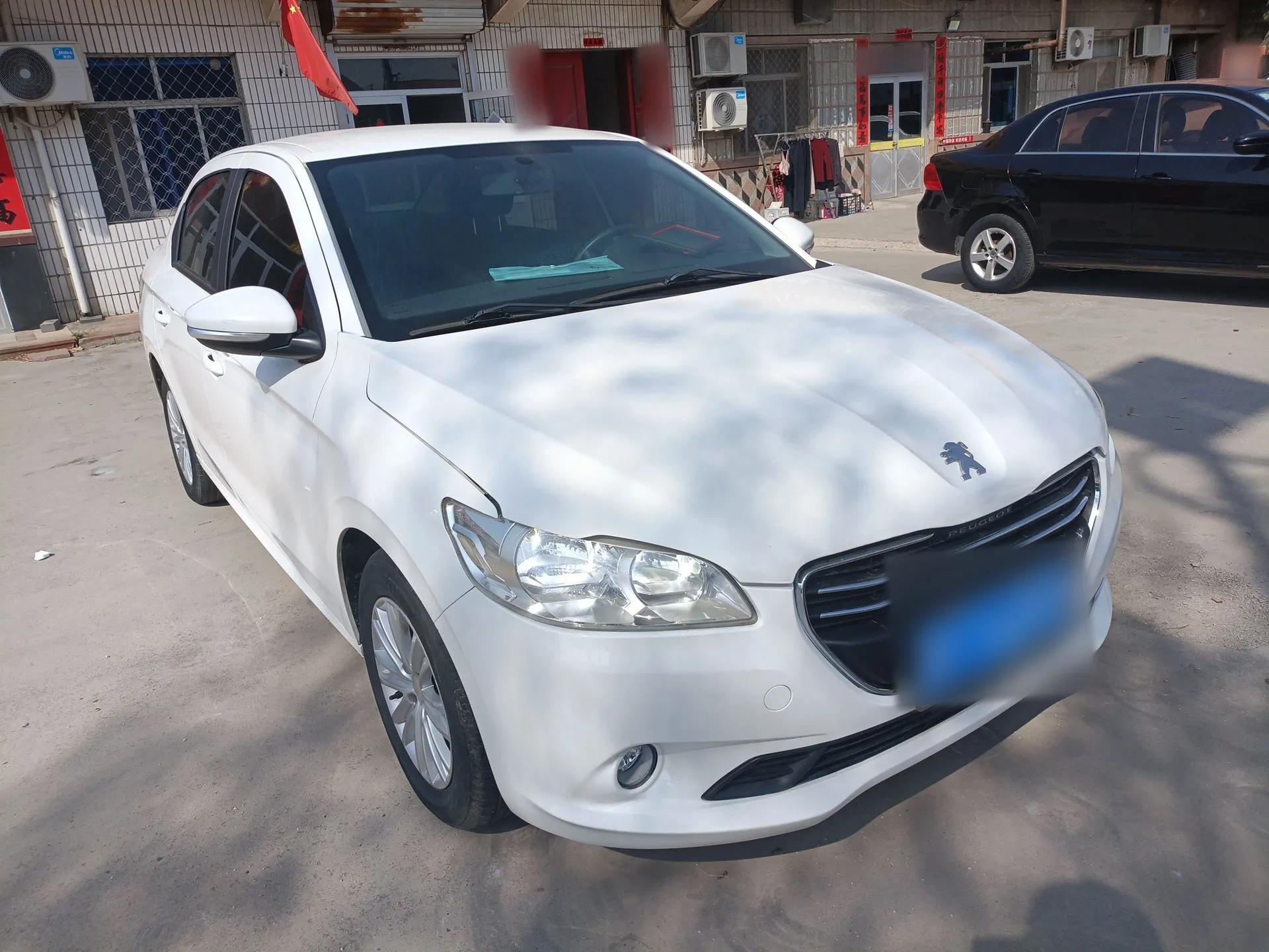 Peugeot 301 2016 1.6L Manual Happiness Edition — миниатюра 3