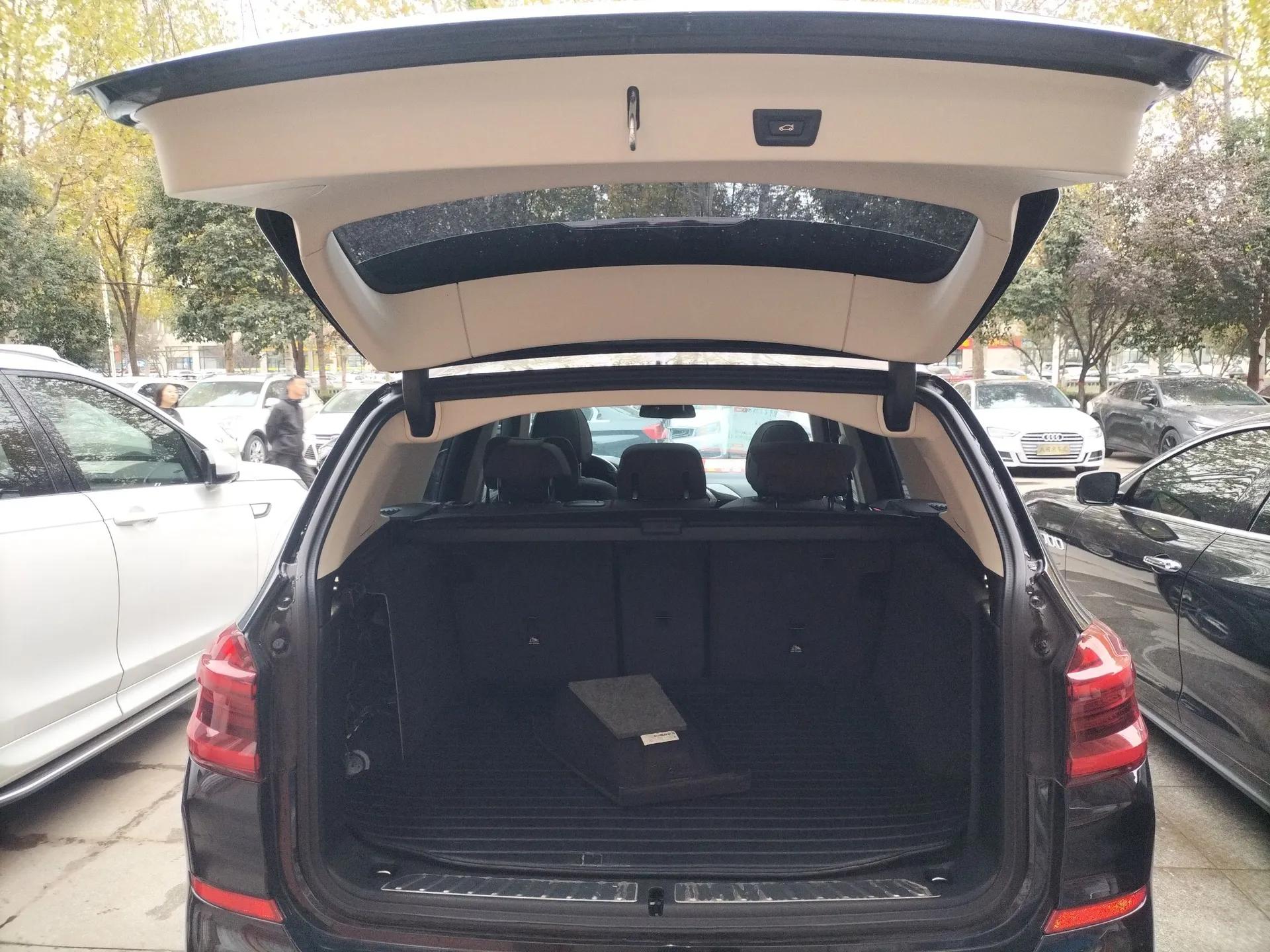 BMW X3 2021 xDrive25i Luxury Package — миниатюра 22