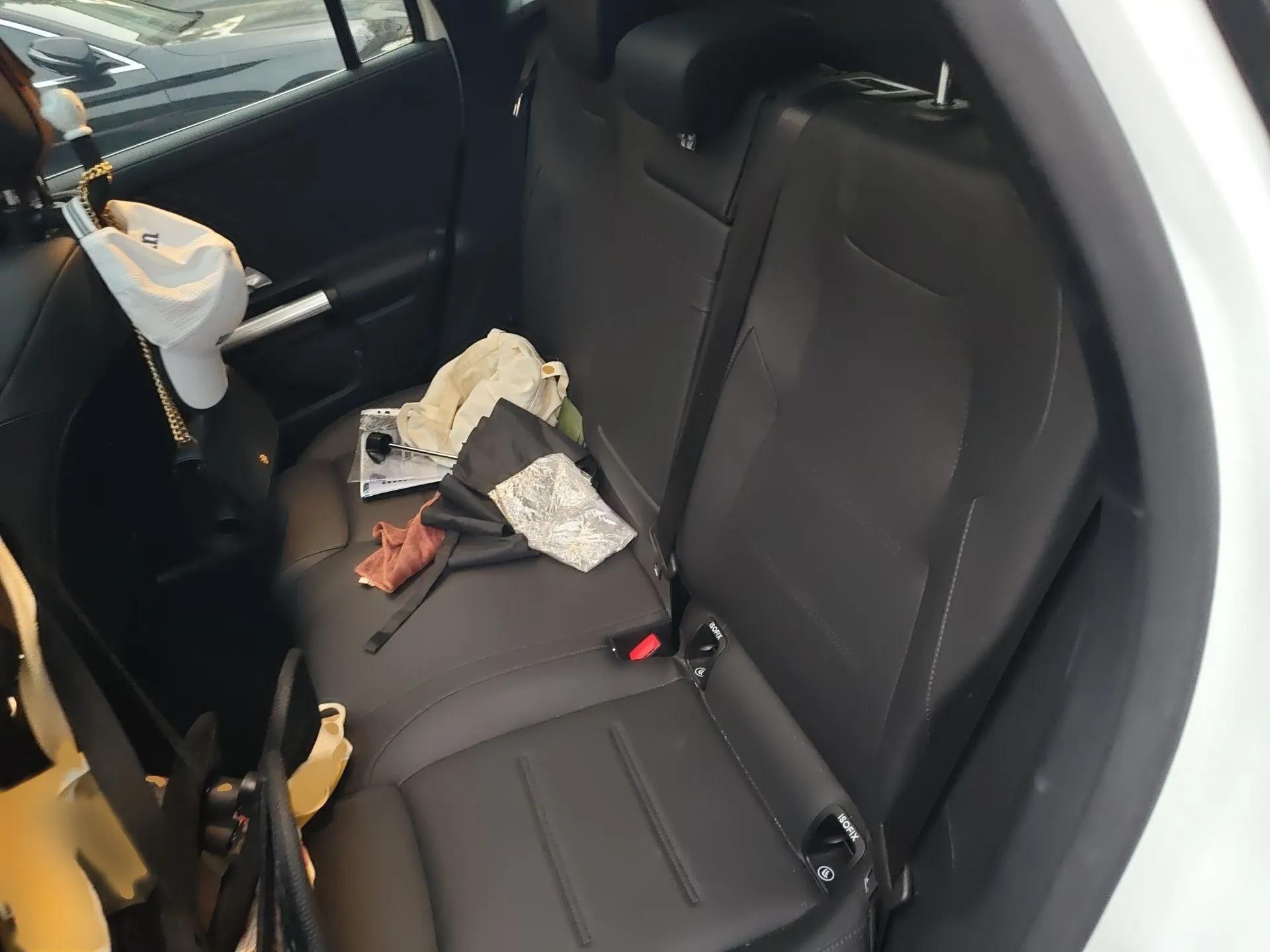 Mercedes-Benz GLA 2020 GLA 180 — миниатюра 20