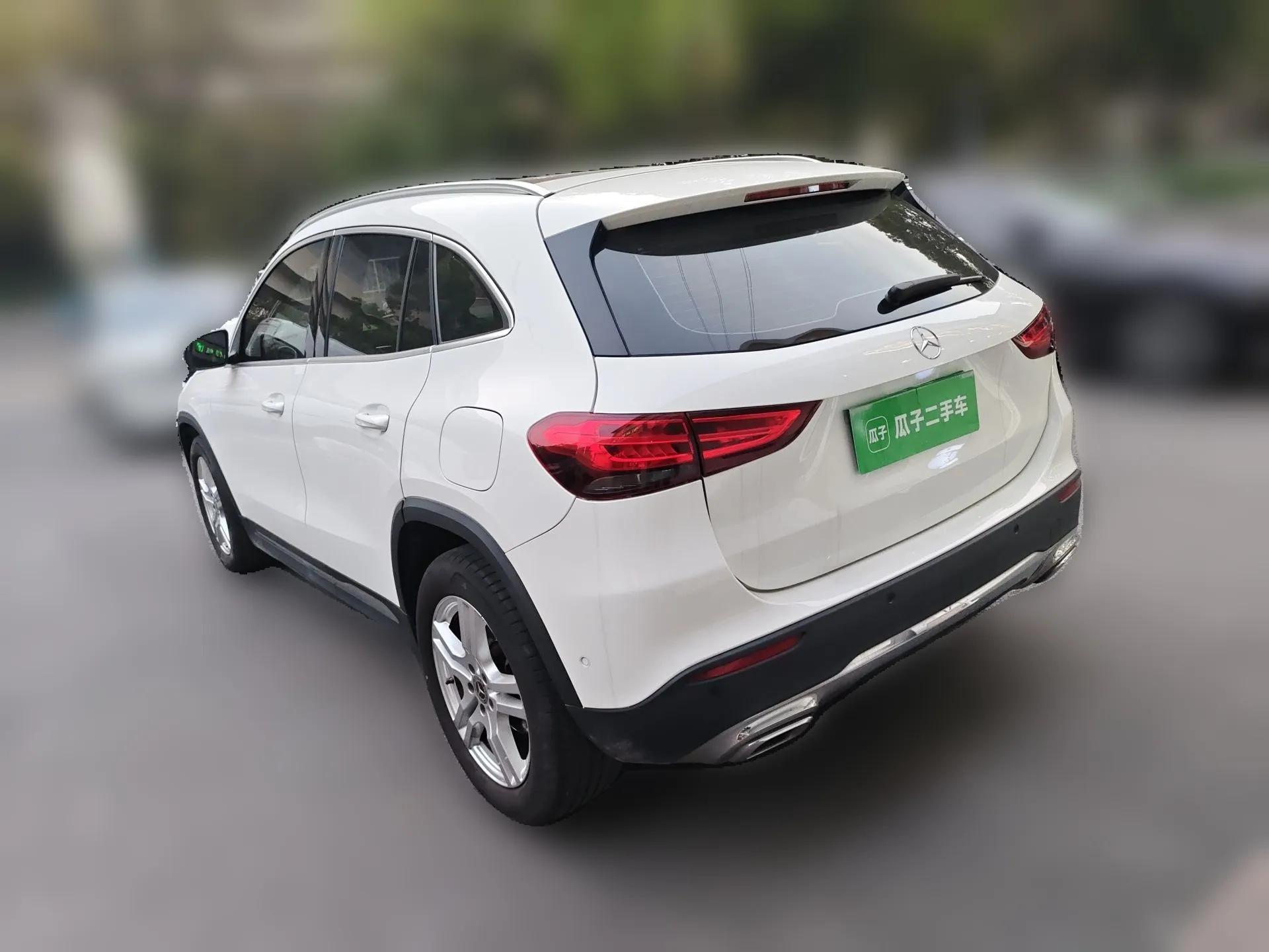 Mercedes-Benz GLA 2020 GLA 180 — миниатюра 4