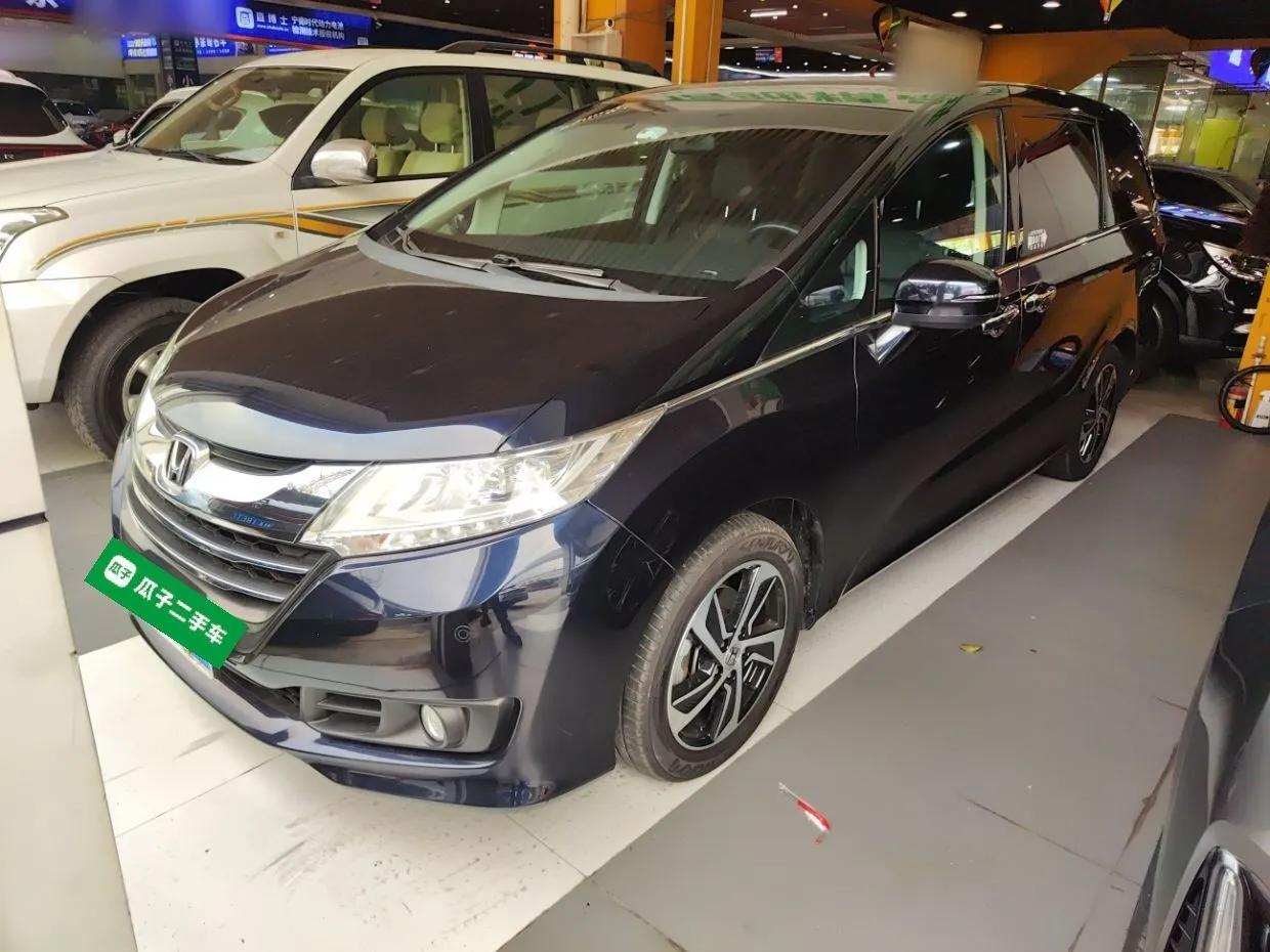 Honda Odyssey 2017 2.4L Smart Edition — миниатюра 1