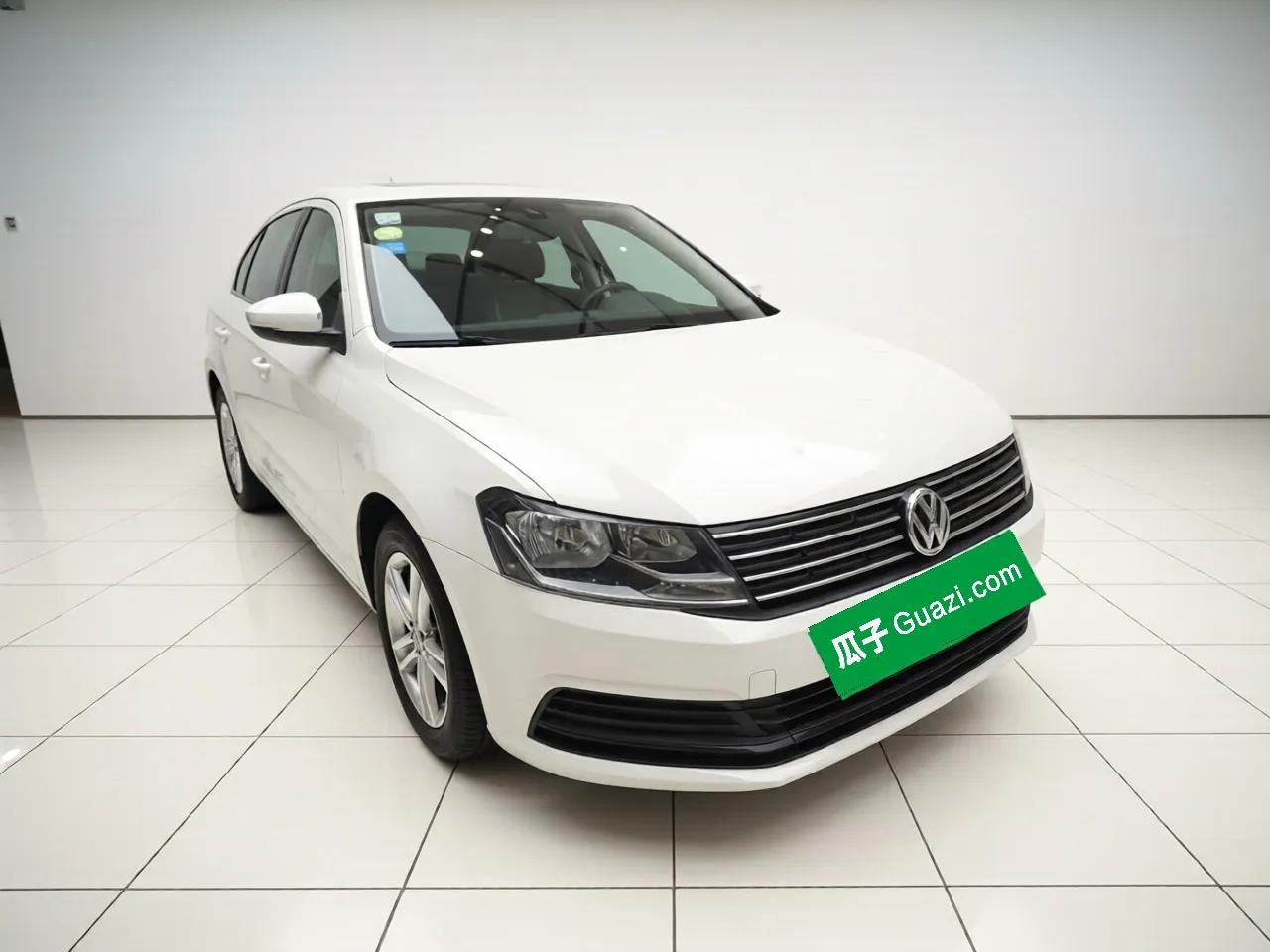 Volkswagen Lavida 2017 1.6L Automatic Fashion Edition — миниатюра 3