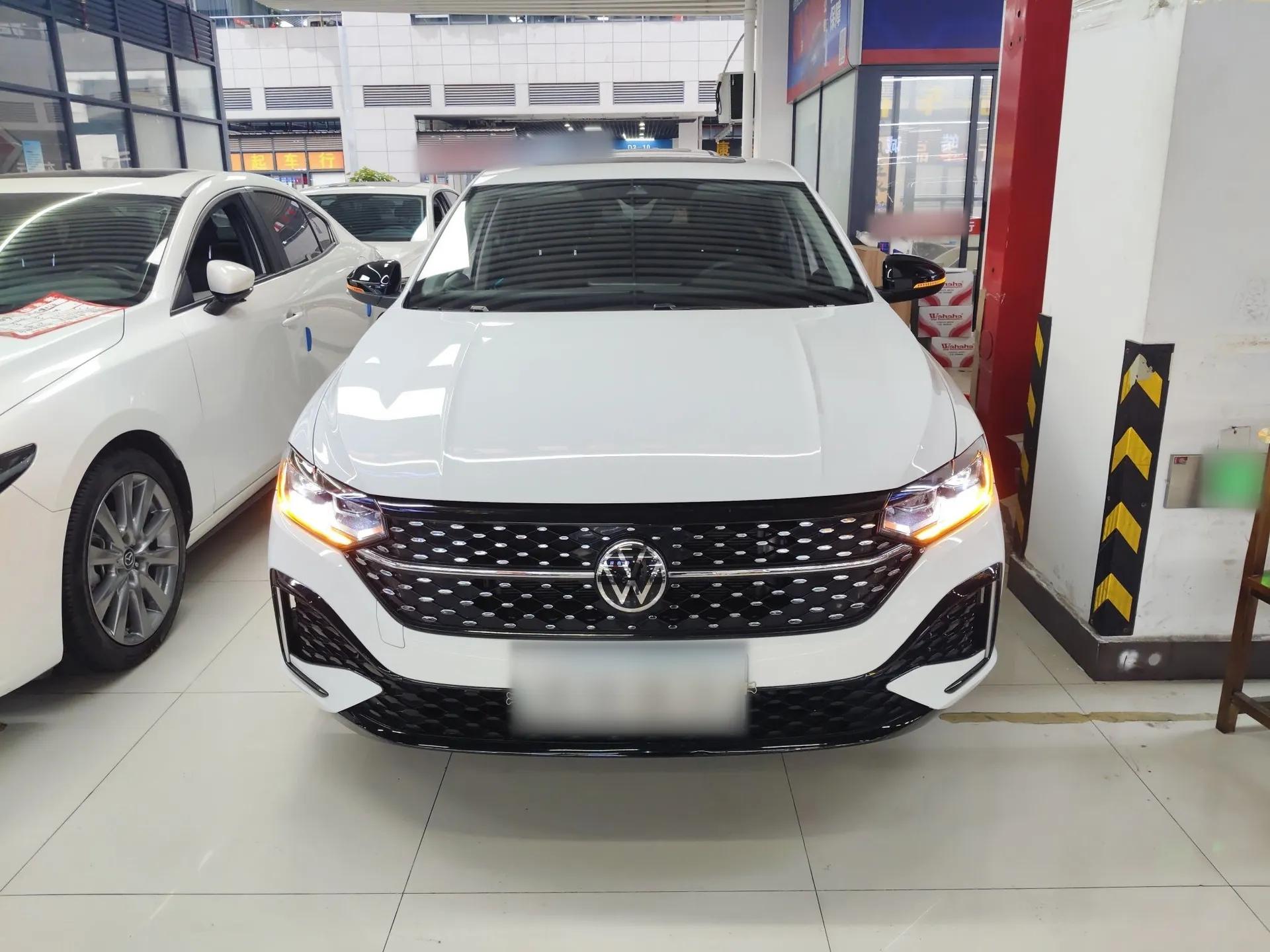 Volkswagen Lavida 2024 300TSI DSG Starry Sky Deluxe Edition — миниатюра 2