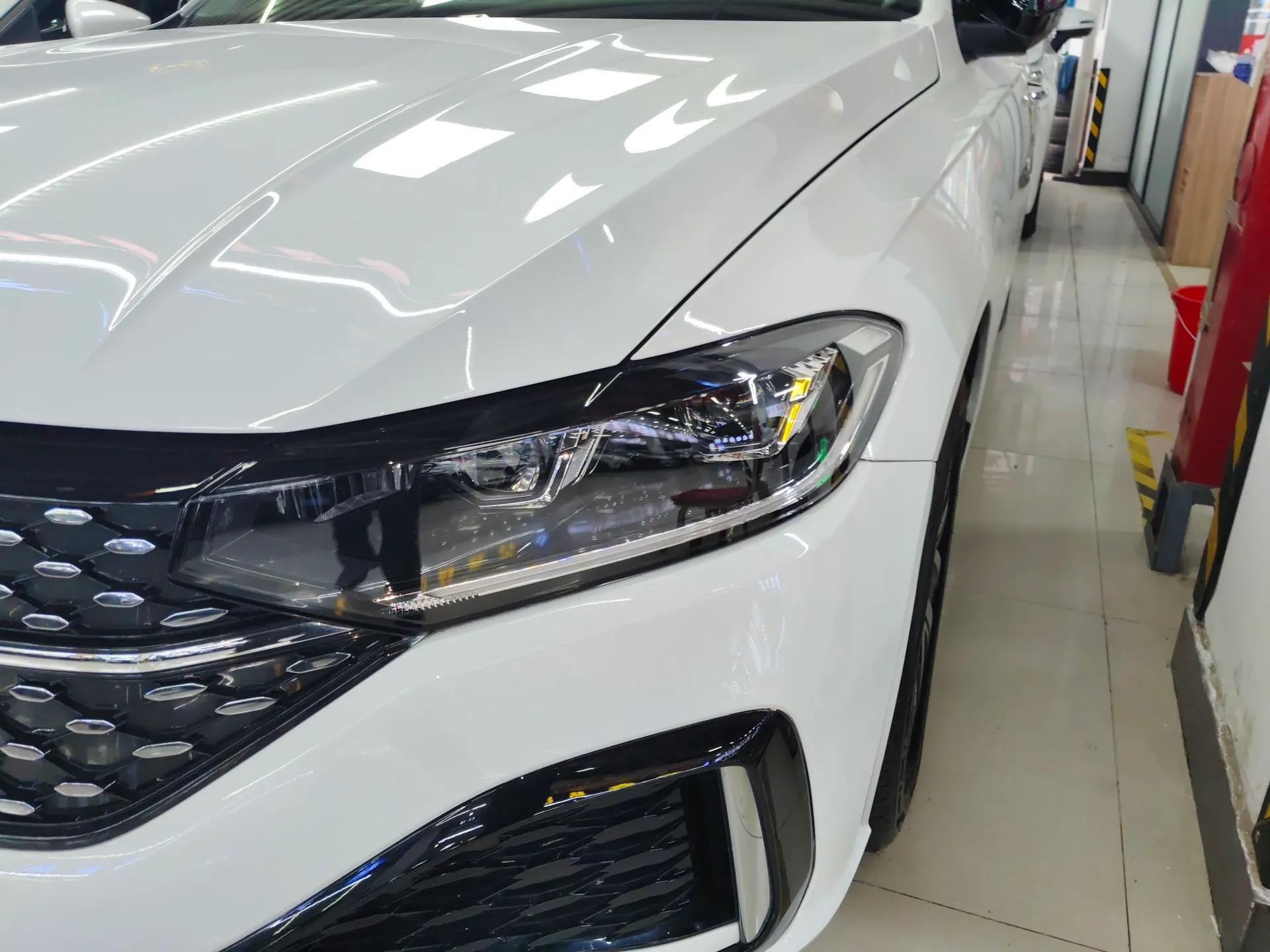 Volkswagen Lavida 2024 300TSI DSG Starry Sky Deluxe Edition — миниатюра 9