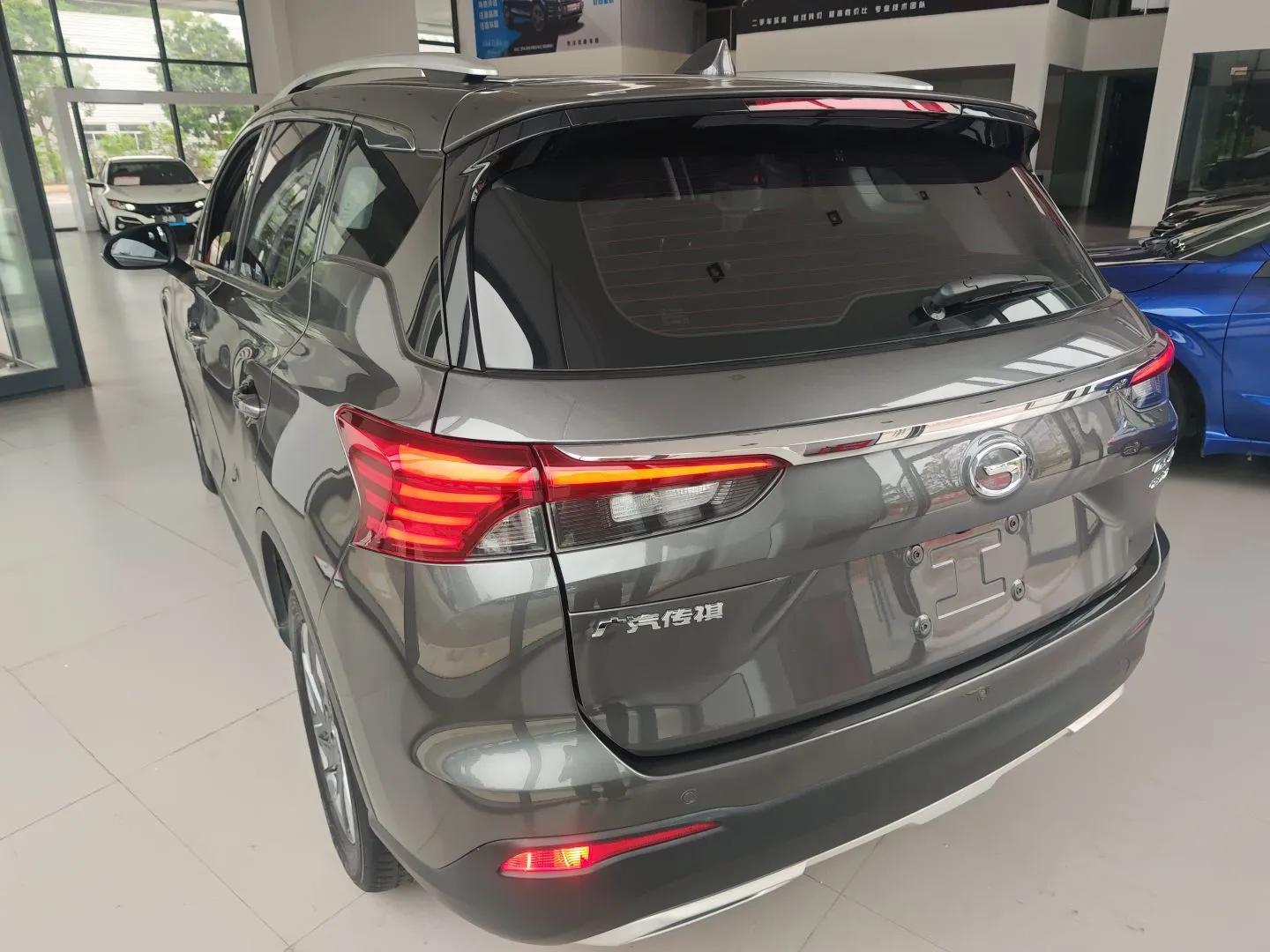 GAC Trumpchi GS4 2021 270T Automatic Luxury Smart Connectivity Version — миниатюра 4