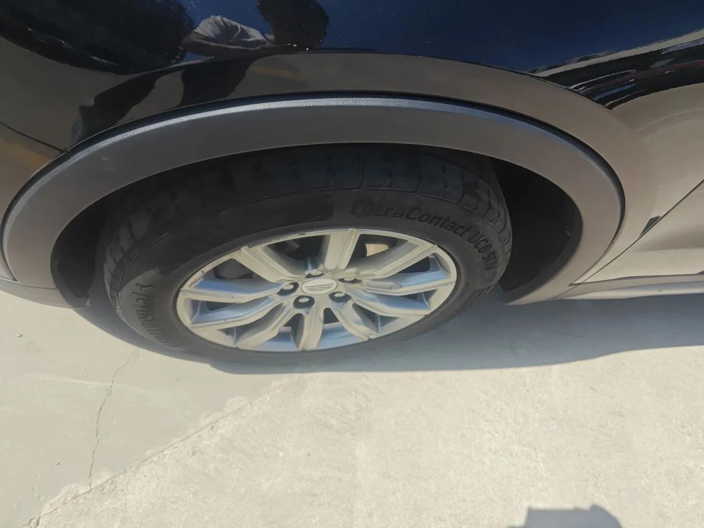 Cadillac XT4 2020 28T Two-Wheel-Drive Leading Version — миниатюра 8