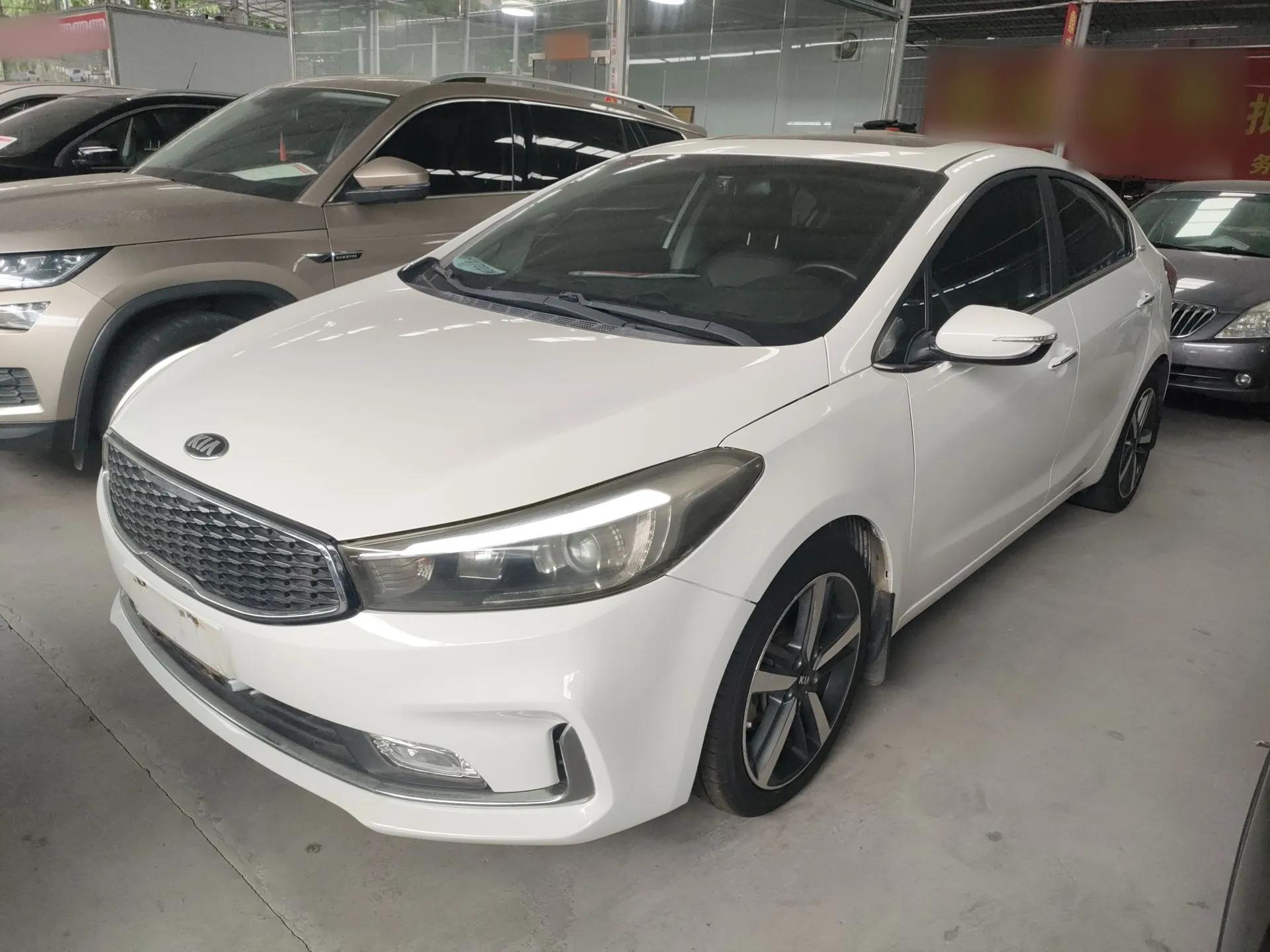 Kia K3 2017 1.6L Automatic 15th Anniversary Special Edition GLS — миниатюра 1