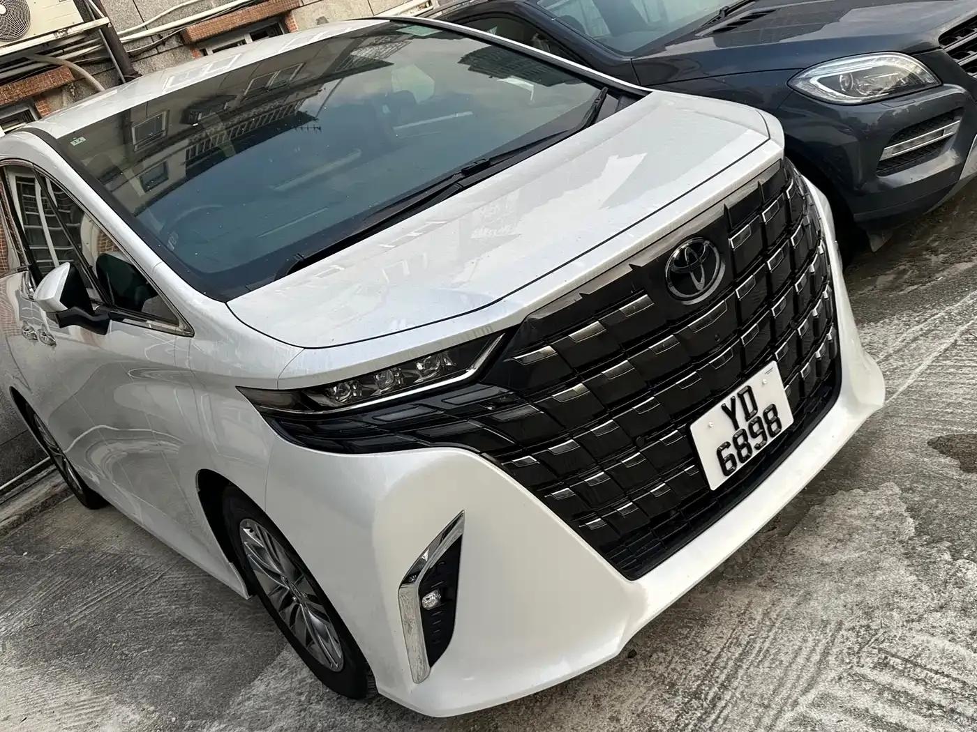 2025 Alphard Hybrid 2.5L Premium Gold Edition — миниатюра 3