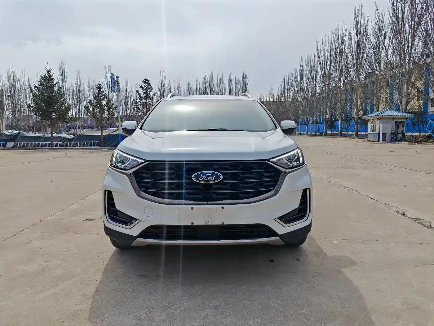 2021 Ford Edge Facelift Plus EcoBoost 245 2WD ST-Line 5-Seater — миниатюра 2