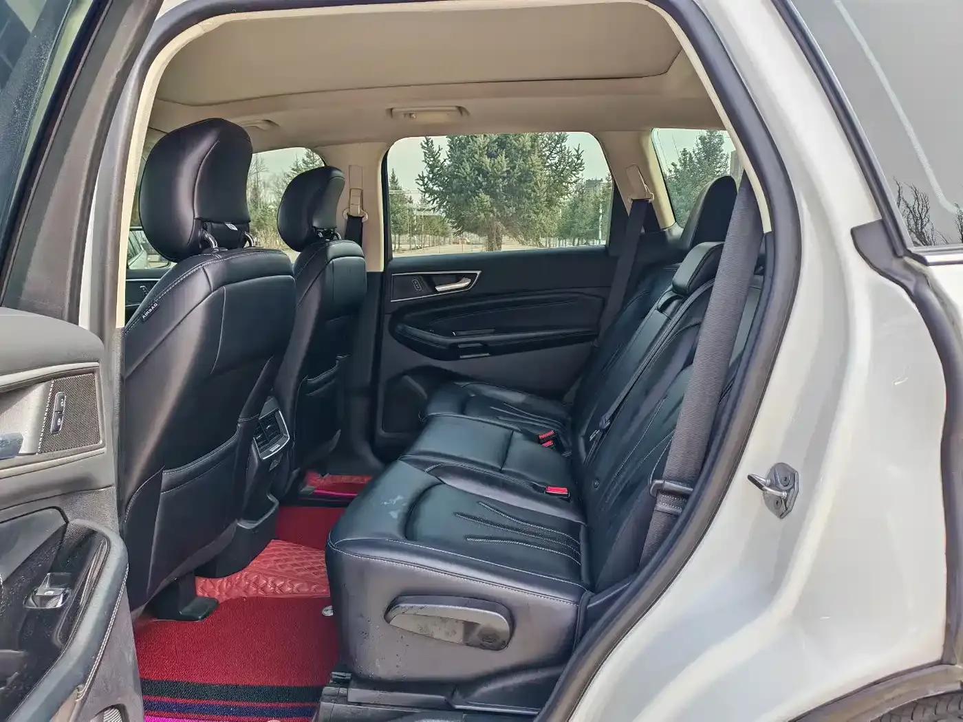 2021 Ford Edge Facelift Plus EcoBoost 245 2WD ST-Line 5-Seater — миниатюра 4