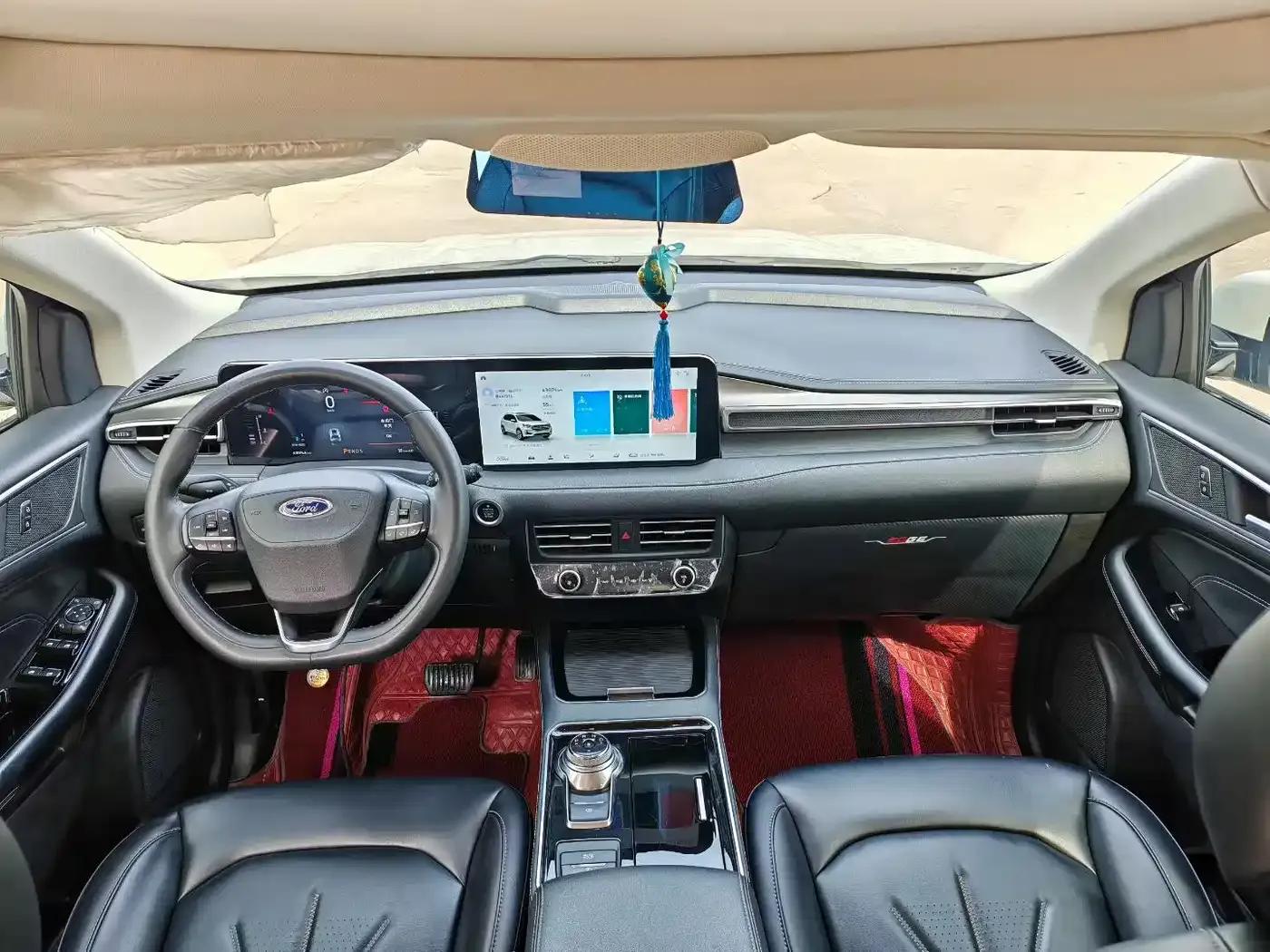 2021 Ford Edge Facelift Plus EcoBoost 245 2WD ST-Line 5-Seater — миниатюра 5