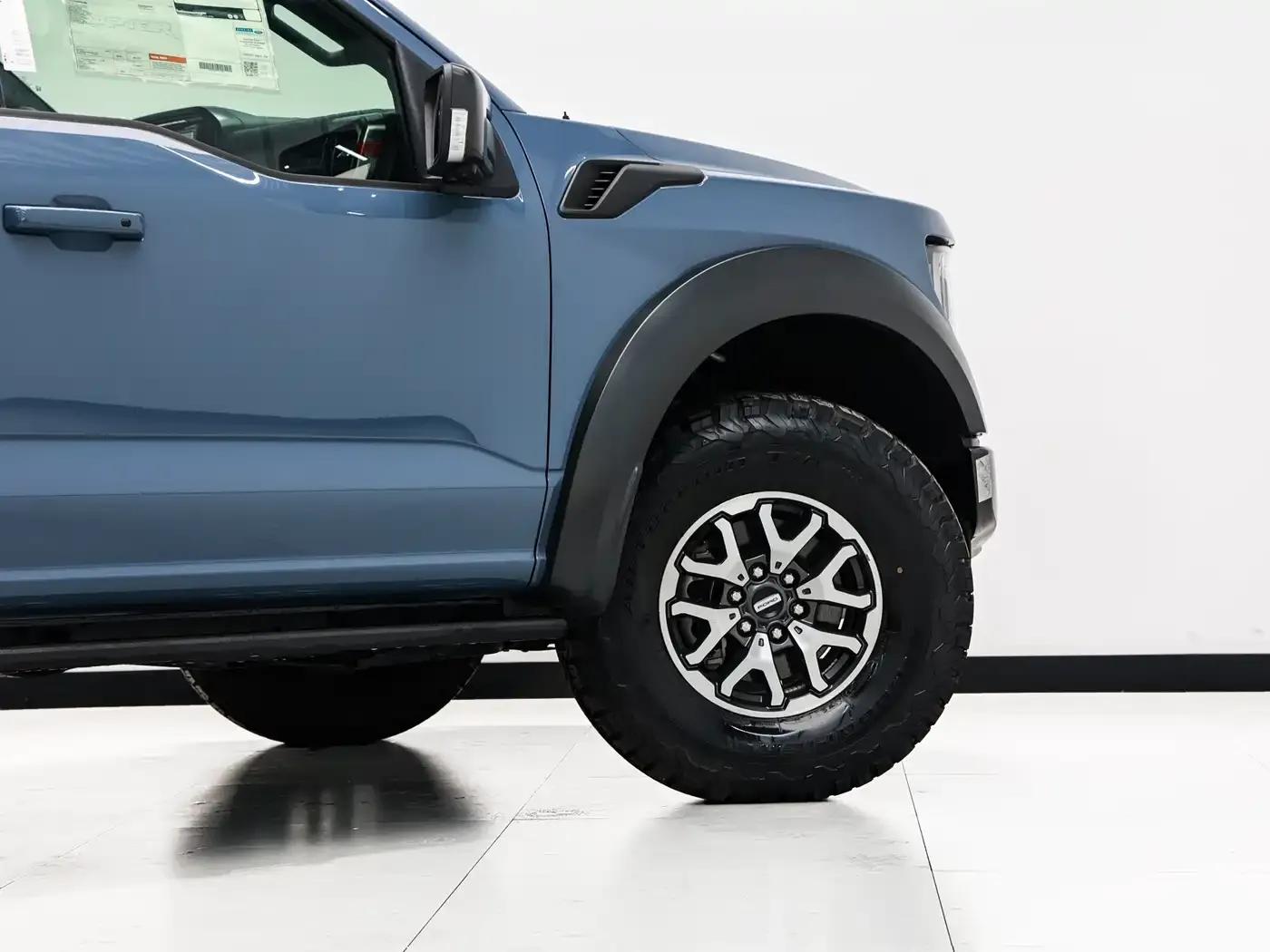 2023 Ford F-150 Raptor 3.5T — миниатюра 17