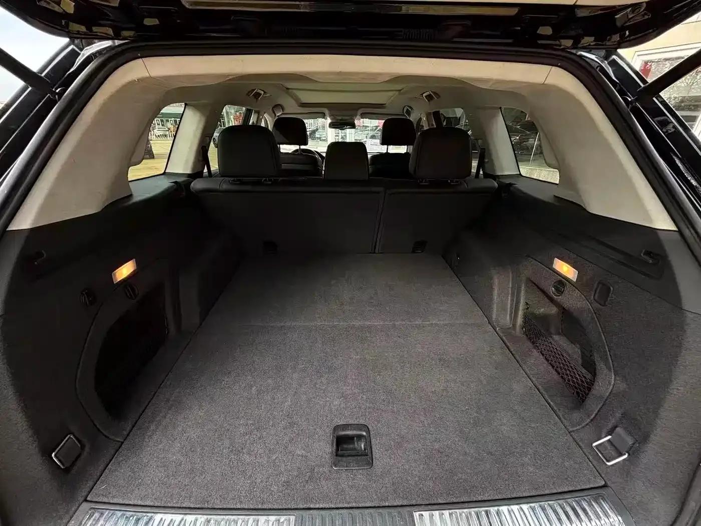 Hongqi HS7 2022 3.0T Automatic 4WD Intelligent Flagship Edition (5-seater) — миниатюра 12