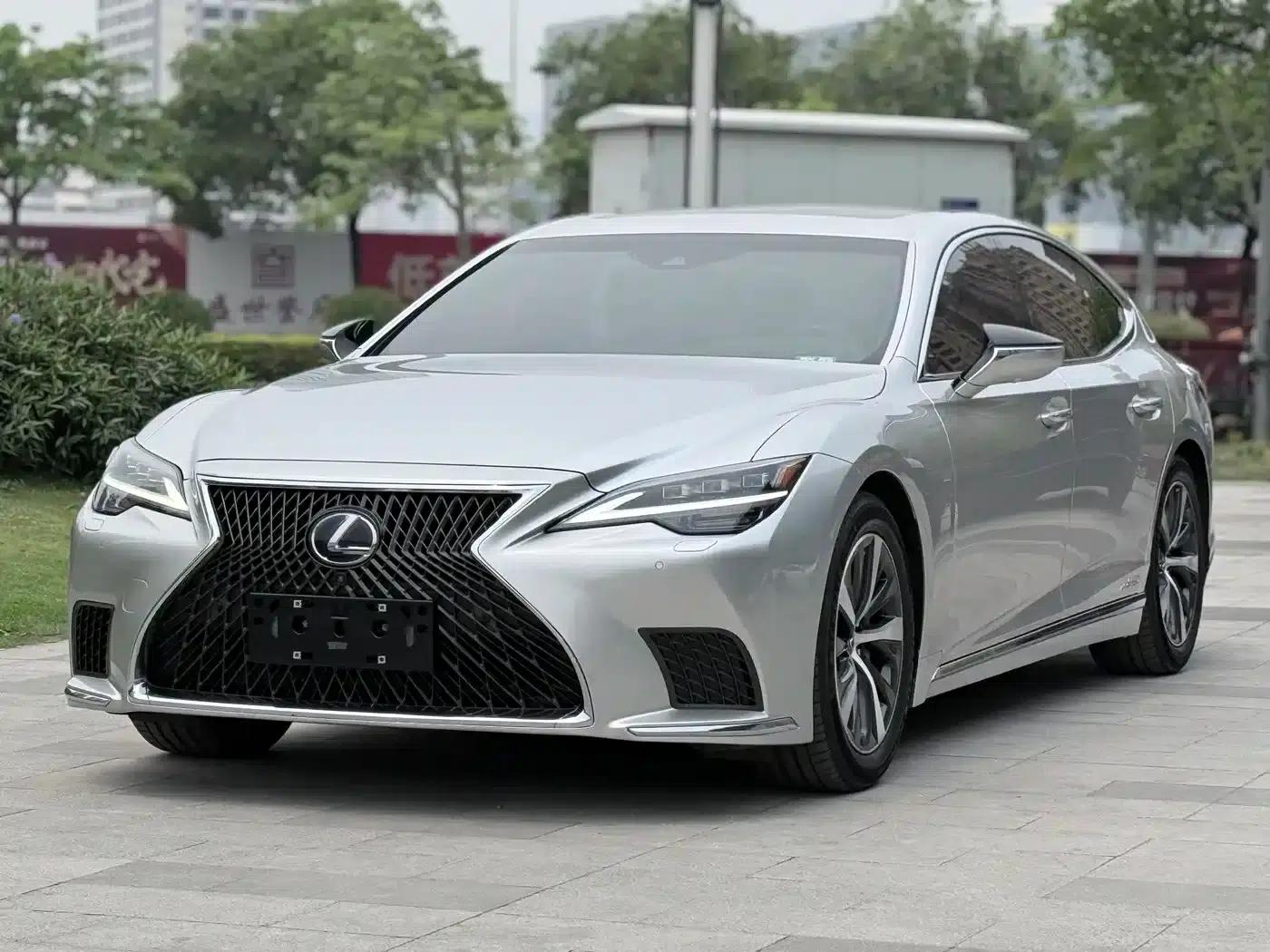 Lexus LS 2021 500h Premium Edition — миниатюра 1