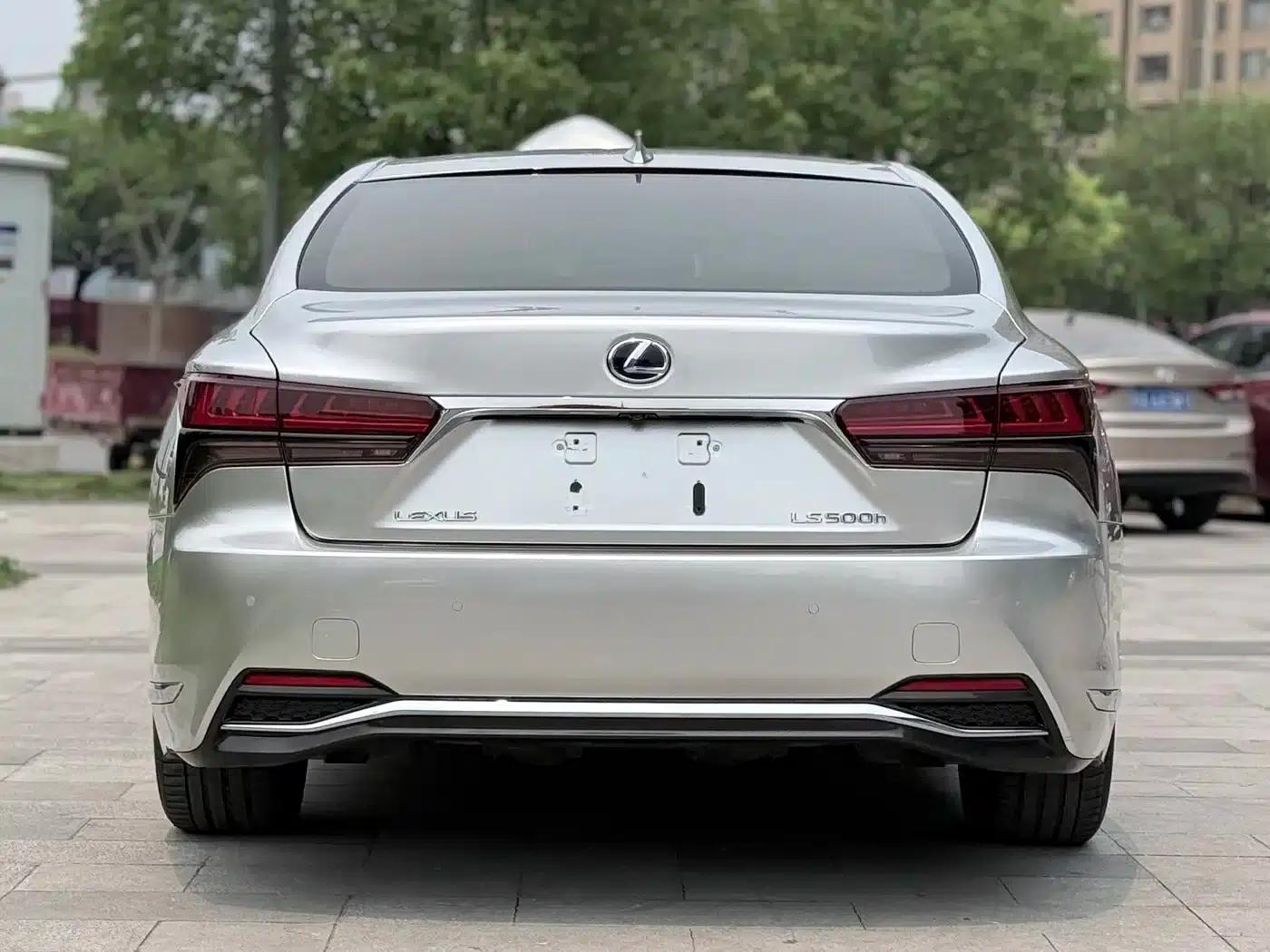 Lexus LS 2021 500h Premium Edition — миниатюра 4