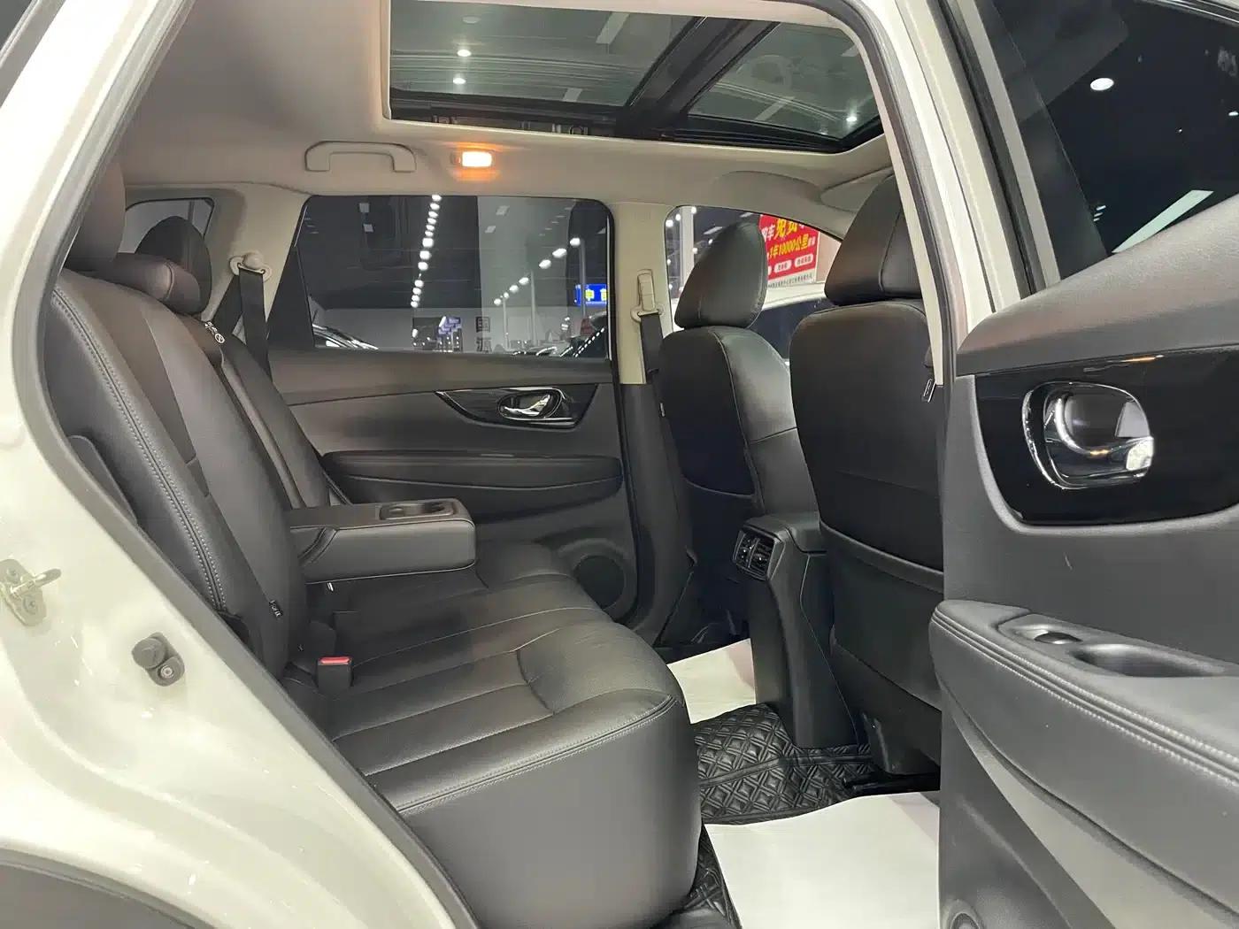 Nissan X-Trail 2021 2.5L CVT 4WD XL Intelligent Leading Edition — миниатюра 18