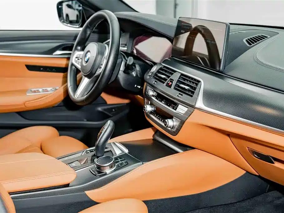 2022 BMW 5 Series (Imported) Facelift 525i M Sport Package — миниатюра 17