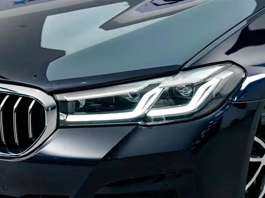 2022 BMW 5 Series (Imported) Facelift 525i M Sport Package — миниатюра 4