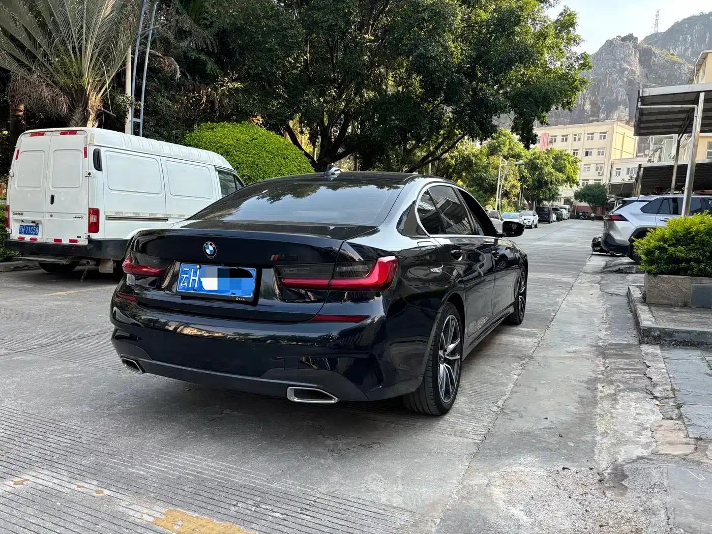 2021 BMW 3 Series 325Li M Sport Package — миниатюра 4