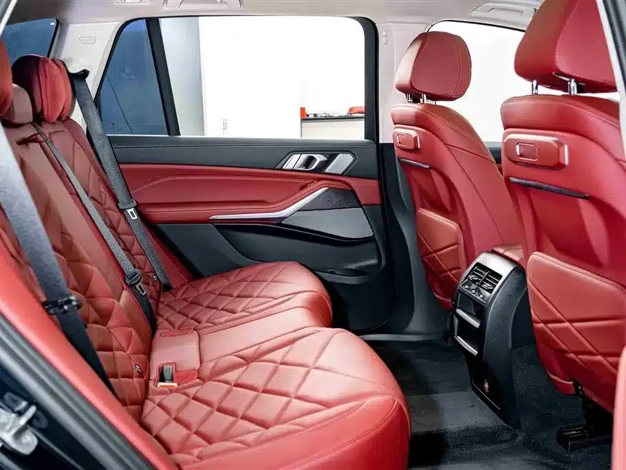 BMW X5 2023 xDrive 30Li Luxury M Sport Package — миниатюра 22