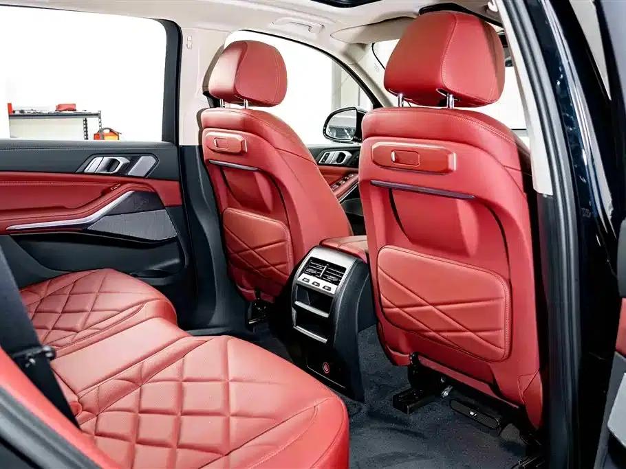 BMW X5 2023 xDrive 30Li Luxury M Sport Package — миниатюра 23