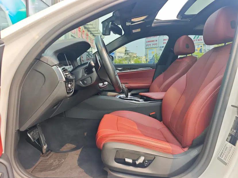 BMW 5 Series 2019 Restyled 530Li Luxury Edition M Sport Package — миниатюра 16