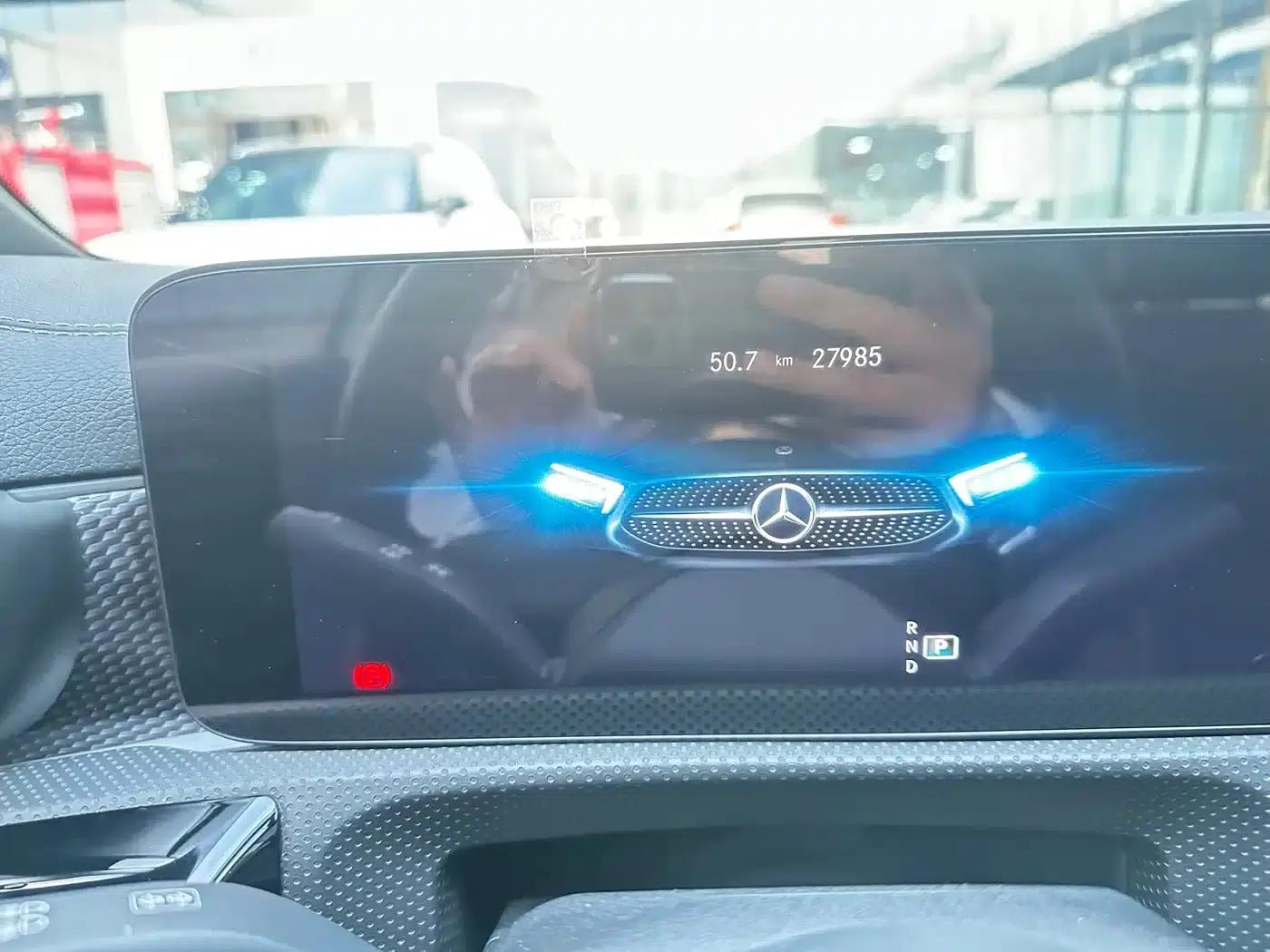 Mercedes-Benz A-Class 2022 Facelift III A 200 L Sport Sedan Fashion Edition — миниатюра 13